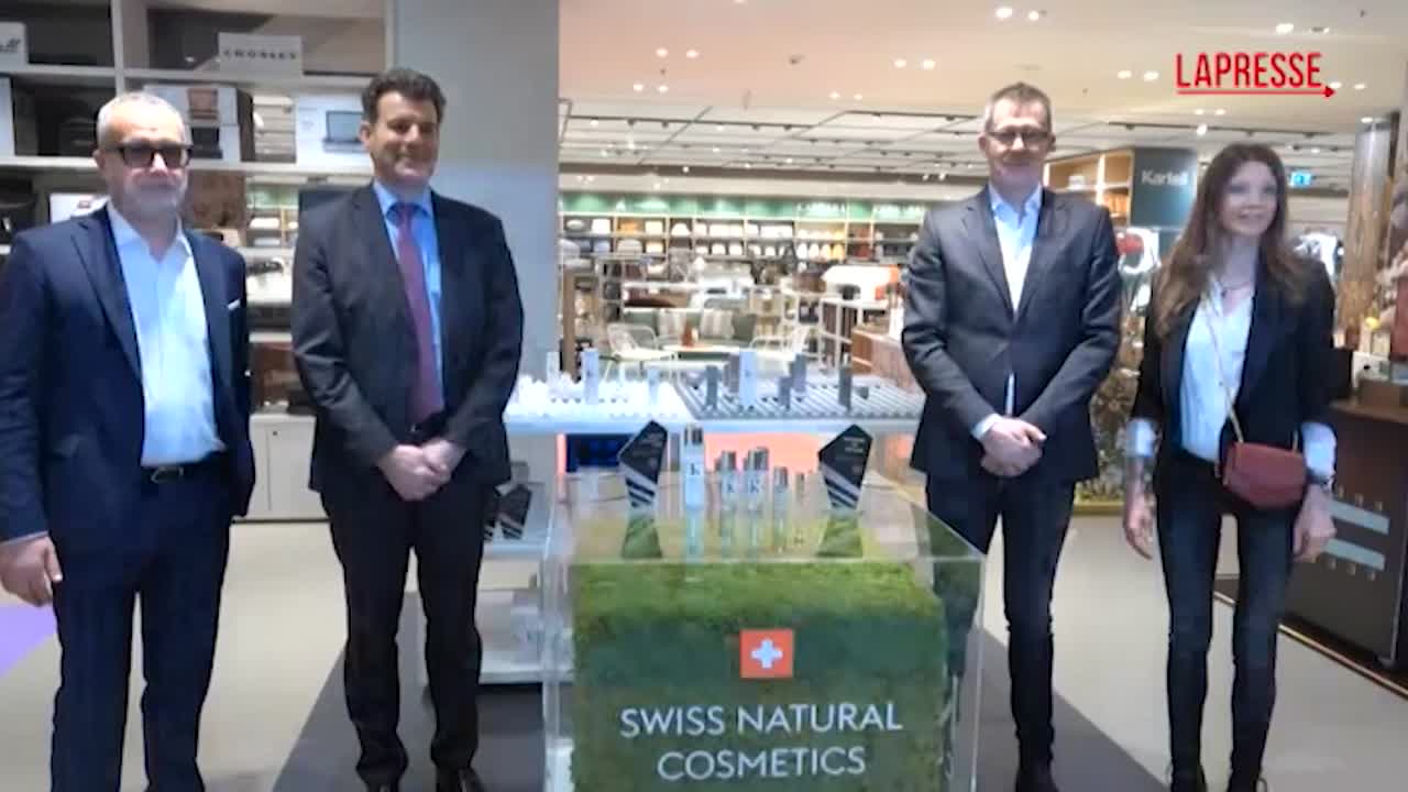 The swiss cosmetics start-up that naturally protects the skin from the blue light of our smartphone is coming to Italy