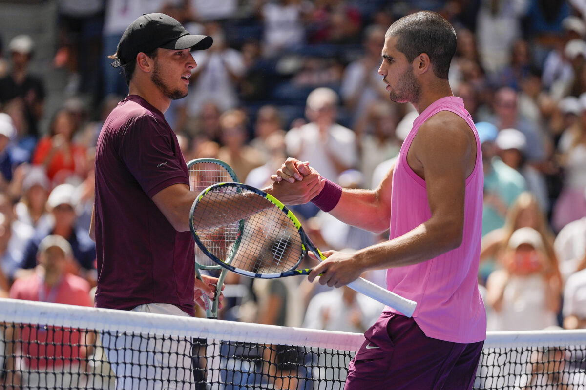 US Open: Alcaraz reaches the round of 16, defeating Darderi in three sets