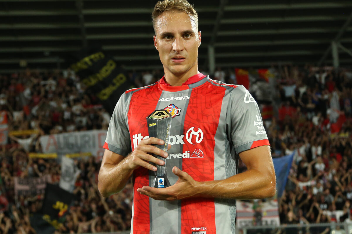 Football: Serie A, Cremonese beats Sassuolo 3-2 and tops the table