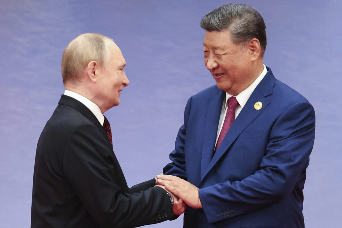 Ukraine, Kremlin: “Putin and Xi discussed the summit in Alaska”