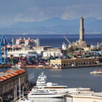 Accident at the port of Genoa, 51-year-old worker in critical condition