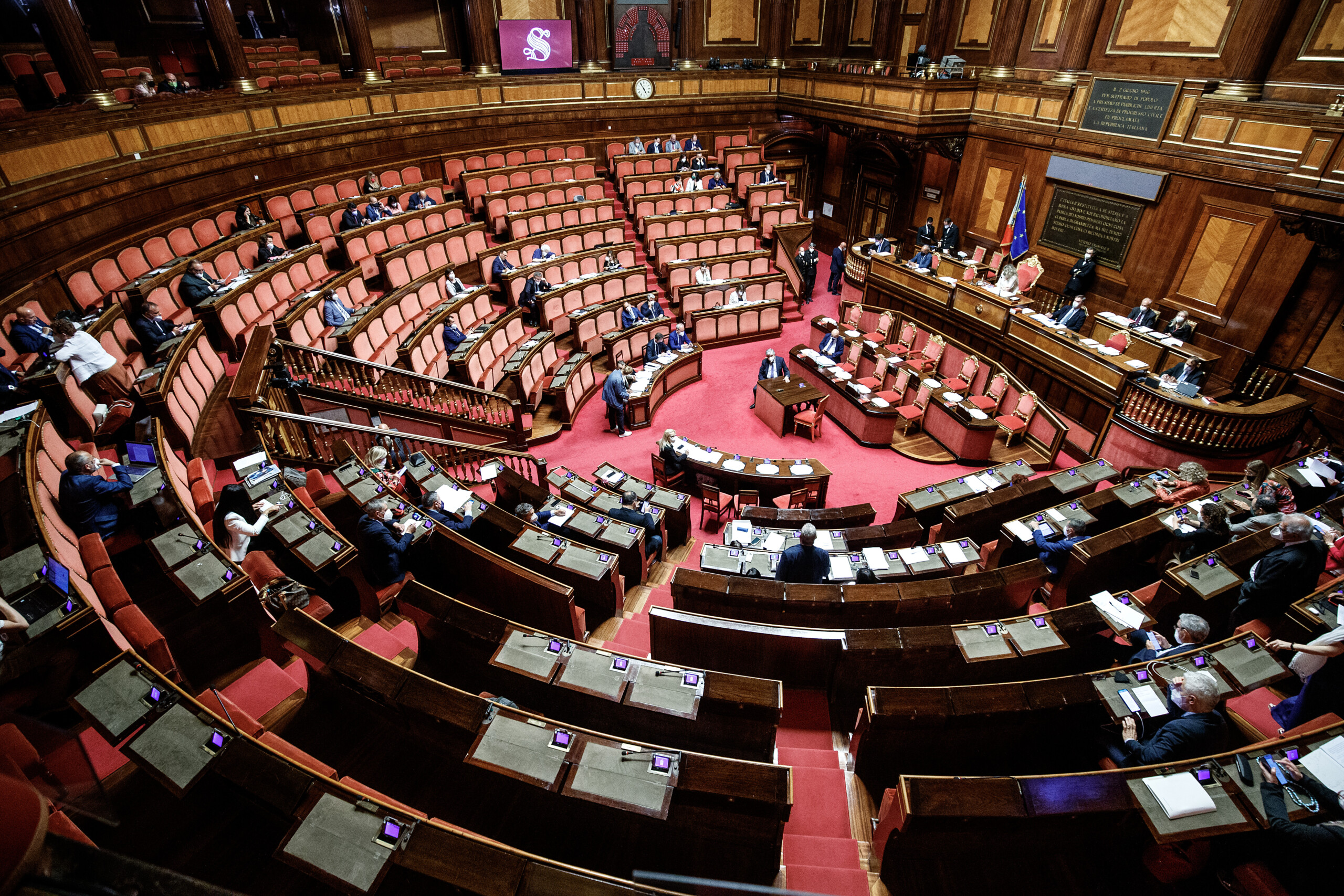 Albania decree, Senate approves with 90 votes: it is now law