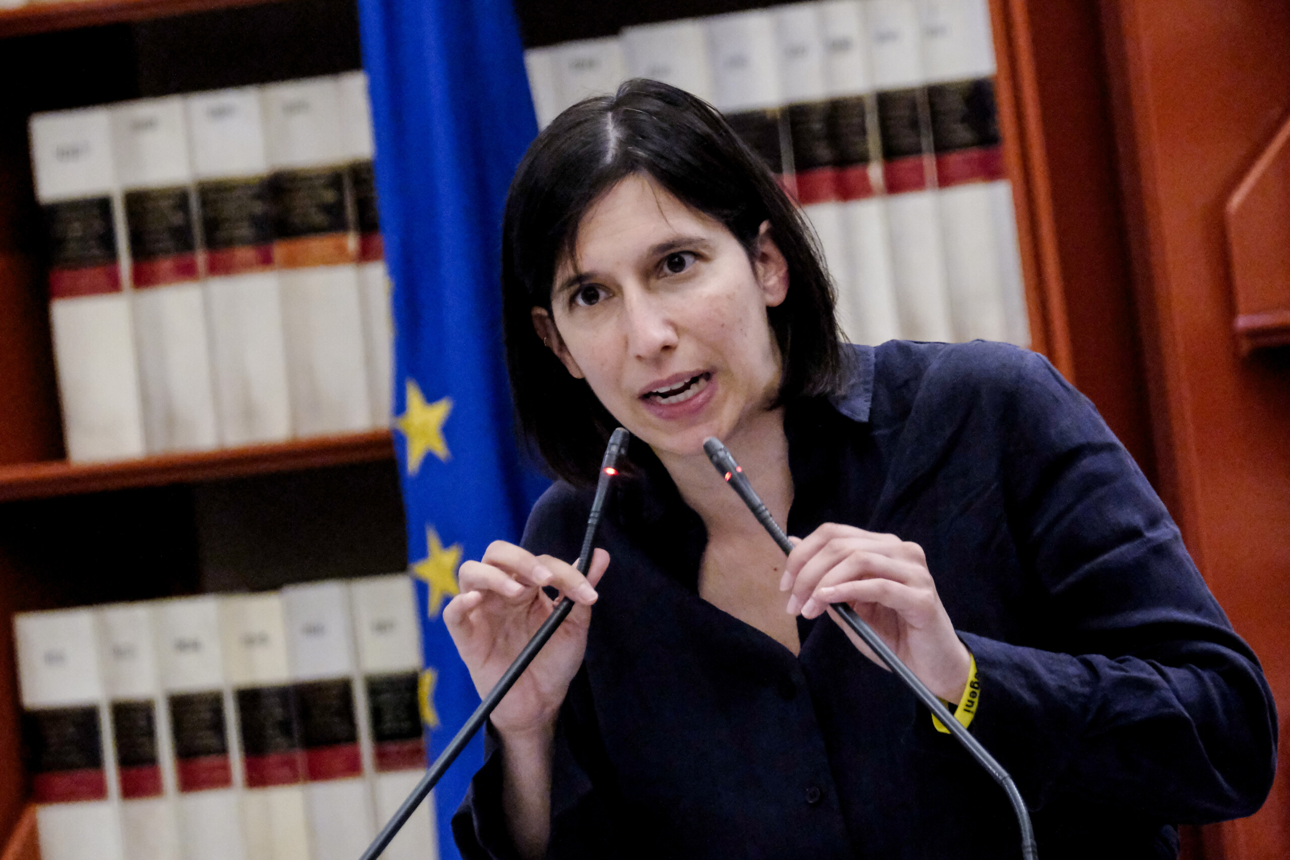 Almasri case, Schlein: ‘Shocking video, Meloni must explain why he was released’