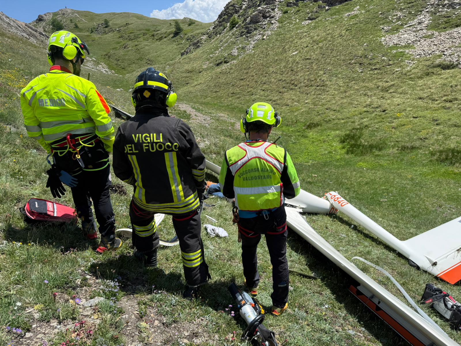 Aosta Valley, glider crashes in Vetan: pilot dead
