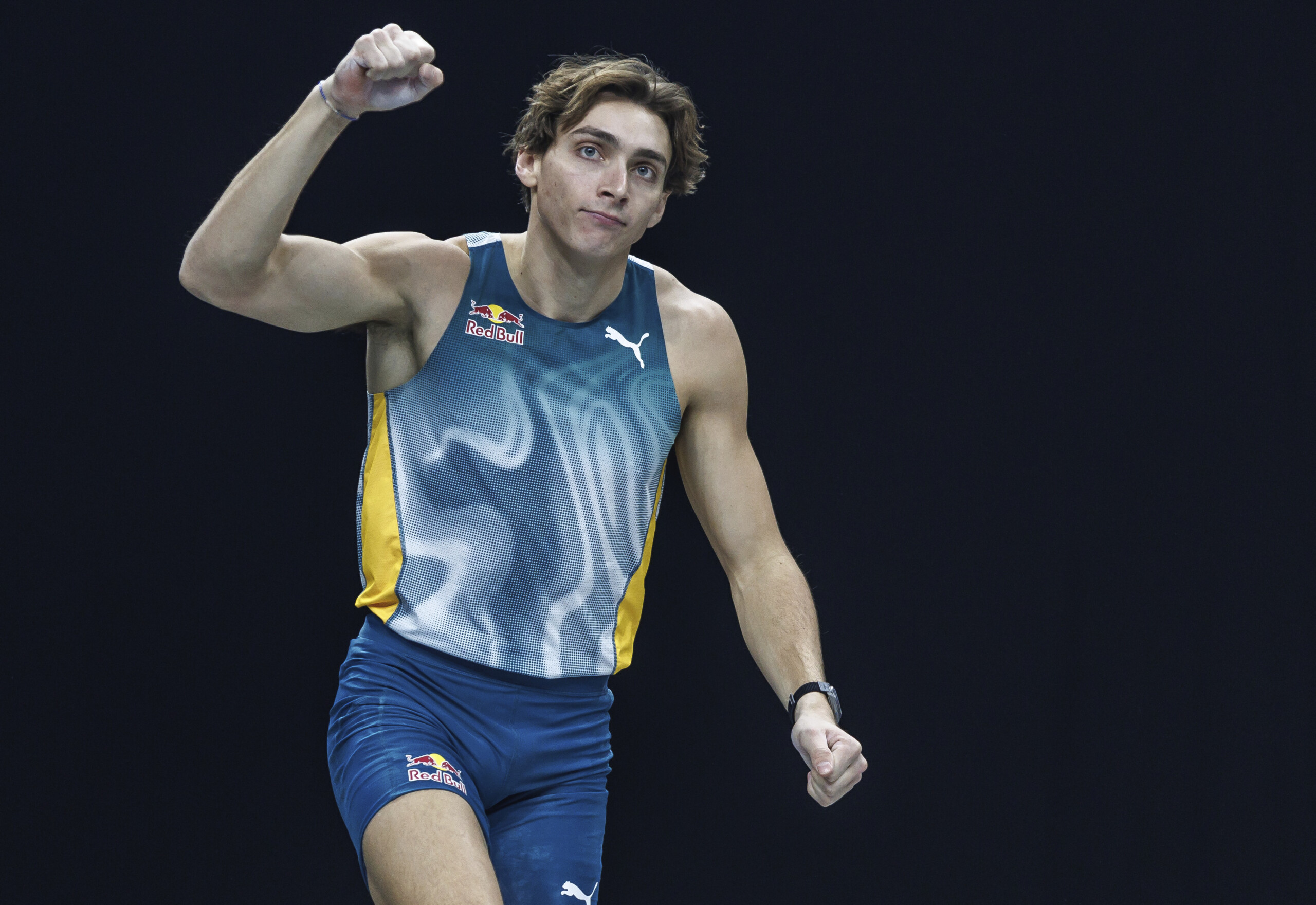Armand Duplantis breaks the world record in pole vault with 6.28 metres Armand Duplantis breaks the world record in pole vault with 6.28 metres