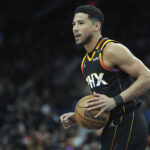 Basketball, NBA: Devin Booker renews with the Phoenix Suns for another two years