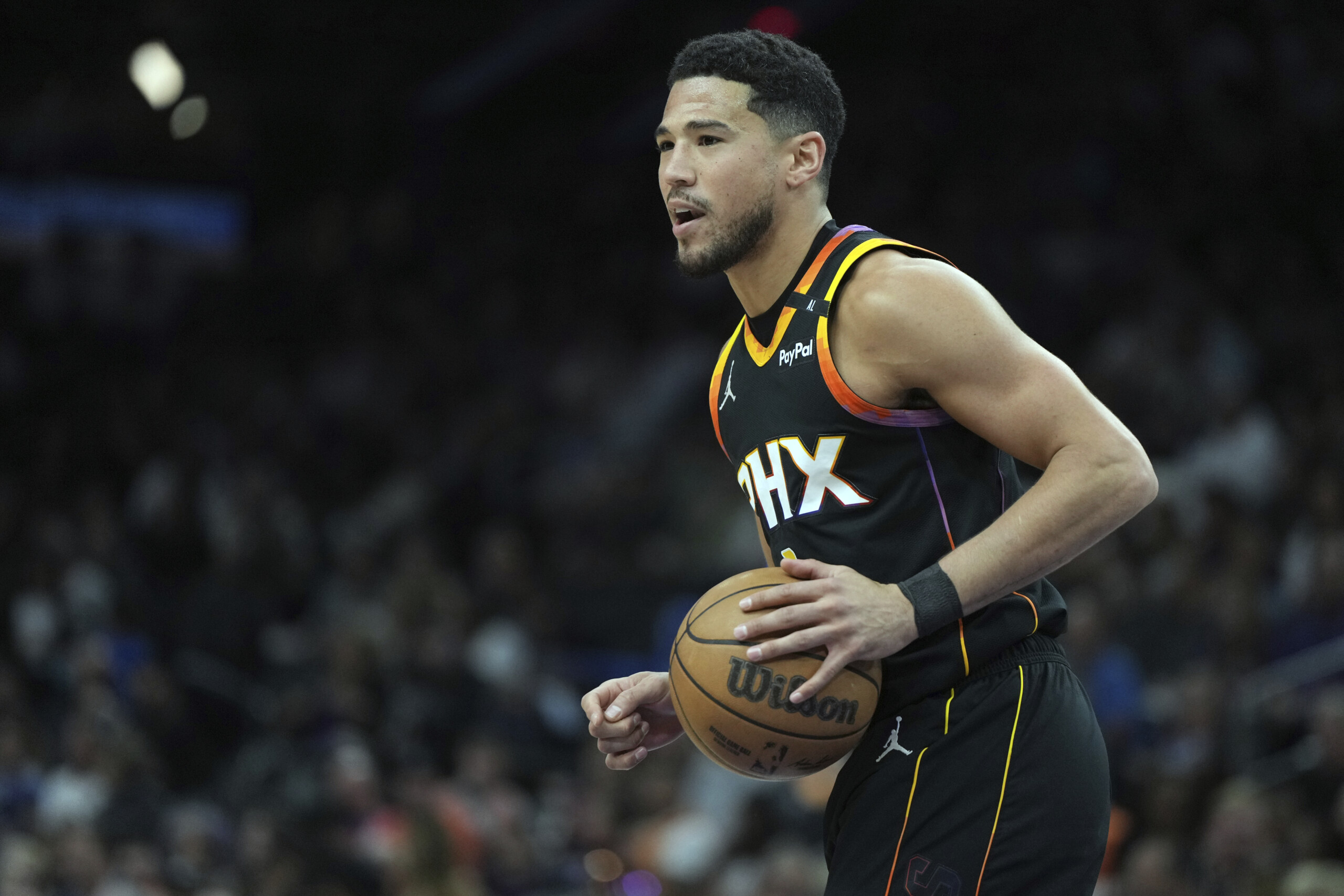 Basketball, NBA: Devin Booker renews with the Phoenix Suns for another two years Basketball, NBA: Devin Booker renews with the Phoenix Suns for another two years