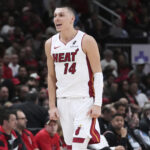 Basketball: Nba, Miami Heat and Memphis Grizzlies qualified for playoffs