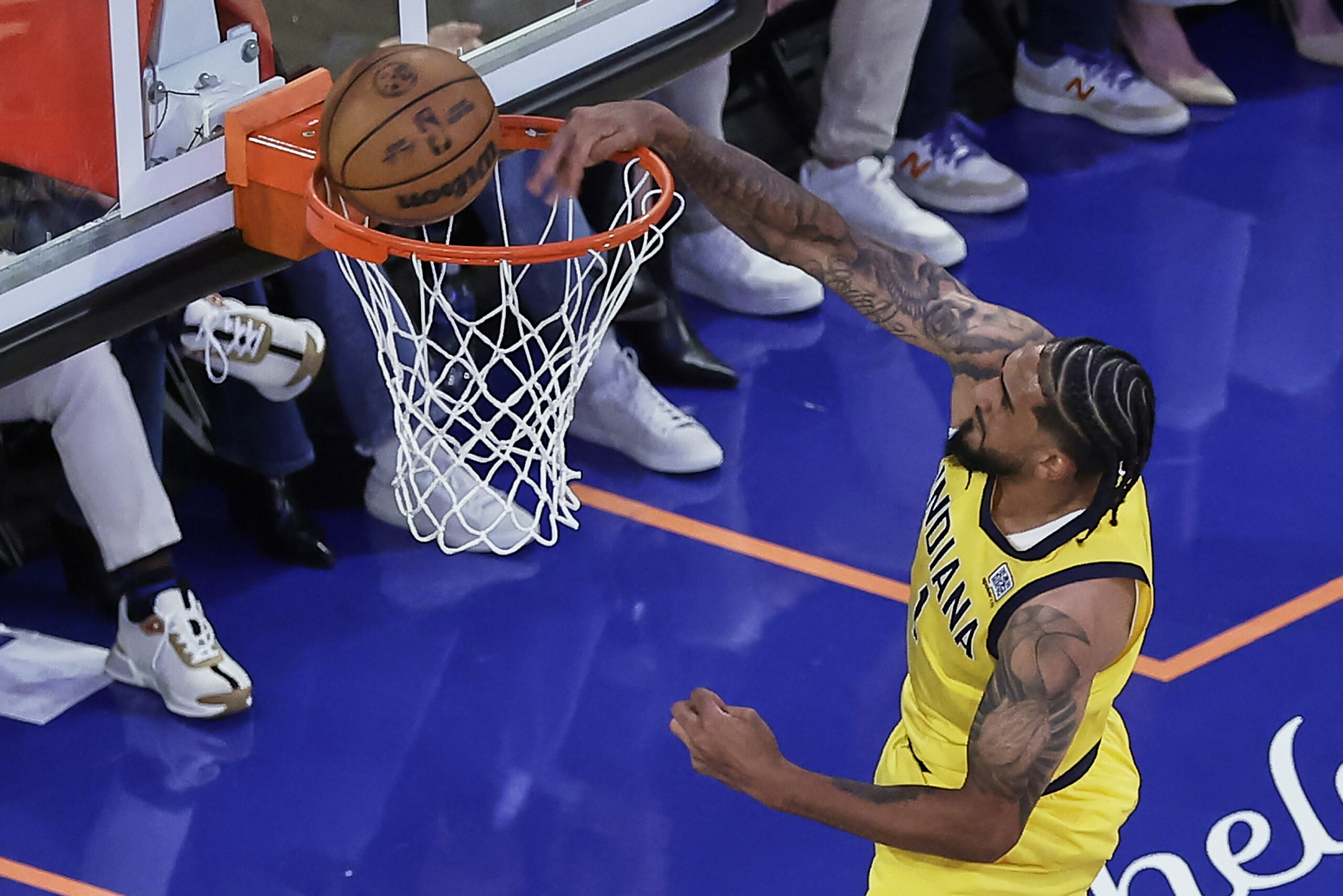 Basketball: NBA playoffs, Indiana wins Game 1 in New York in overtime