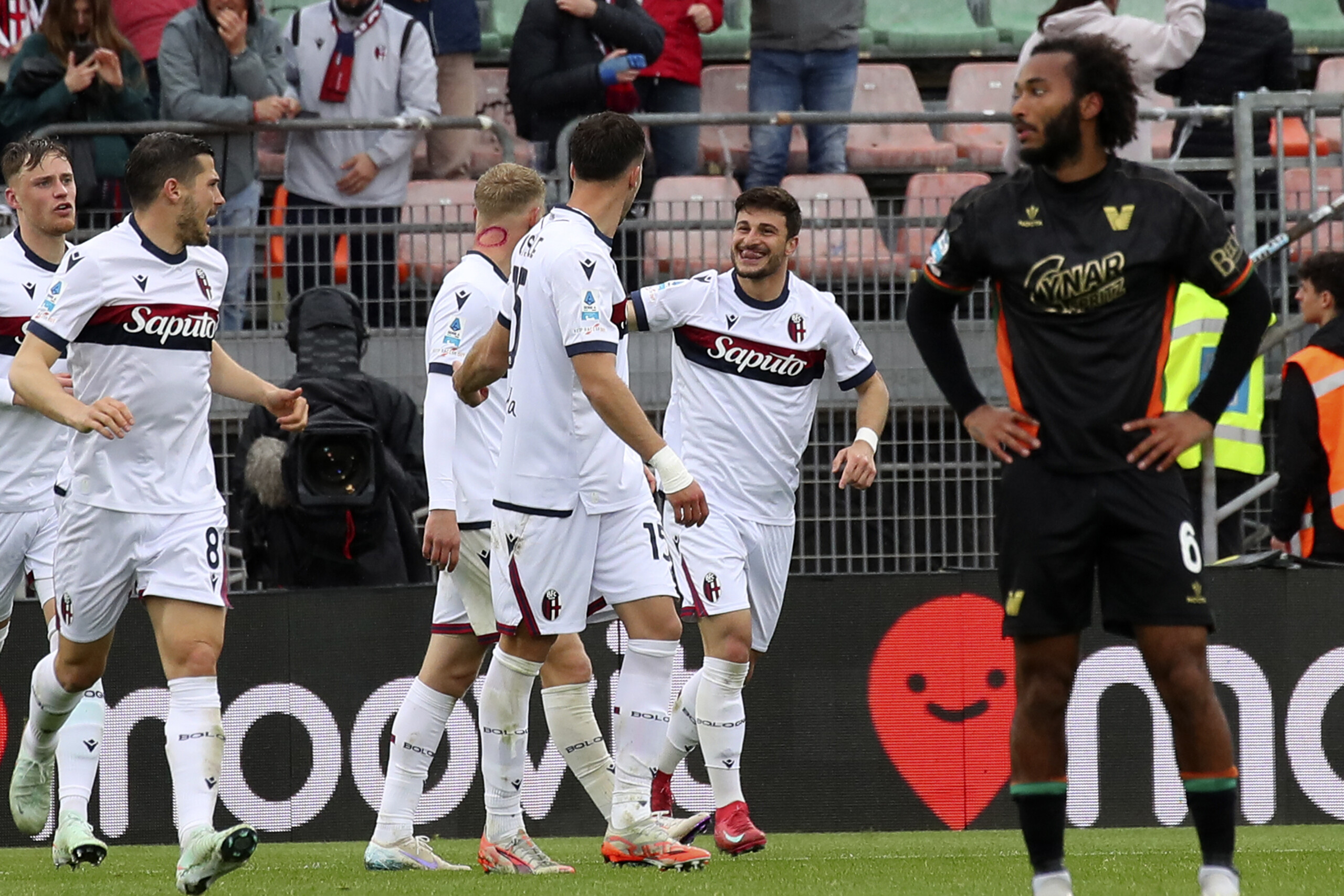 Bologna defeat Venezia 1-0: a super Orsolini gives them fourth place