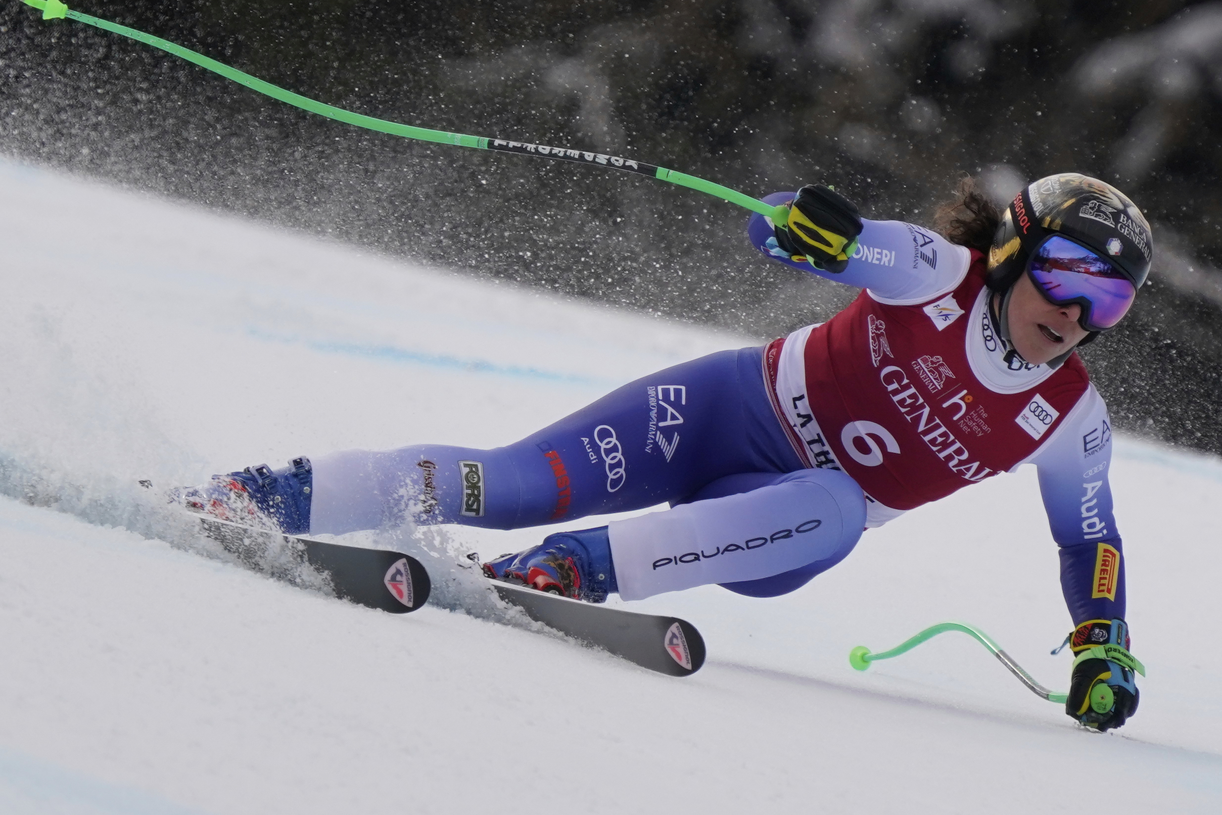 Brignone triumphs in the SuperG in La Thuile, second Goggia