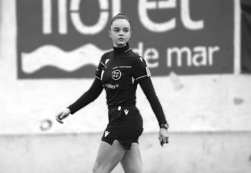 Calcio, Spanish female referee: ‘They tried to flirt with me on the pitch’ Calcio, Spanish female referee: ‘They tried to flirt with me on the pitch’