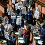 Career separation: Senate approves constitutional reform in second reading, opposition protests in the Chamber