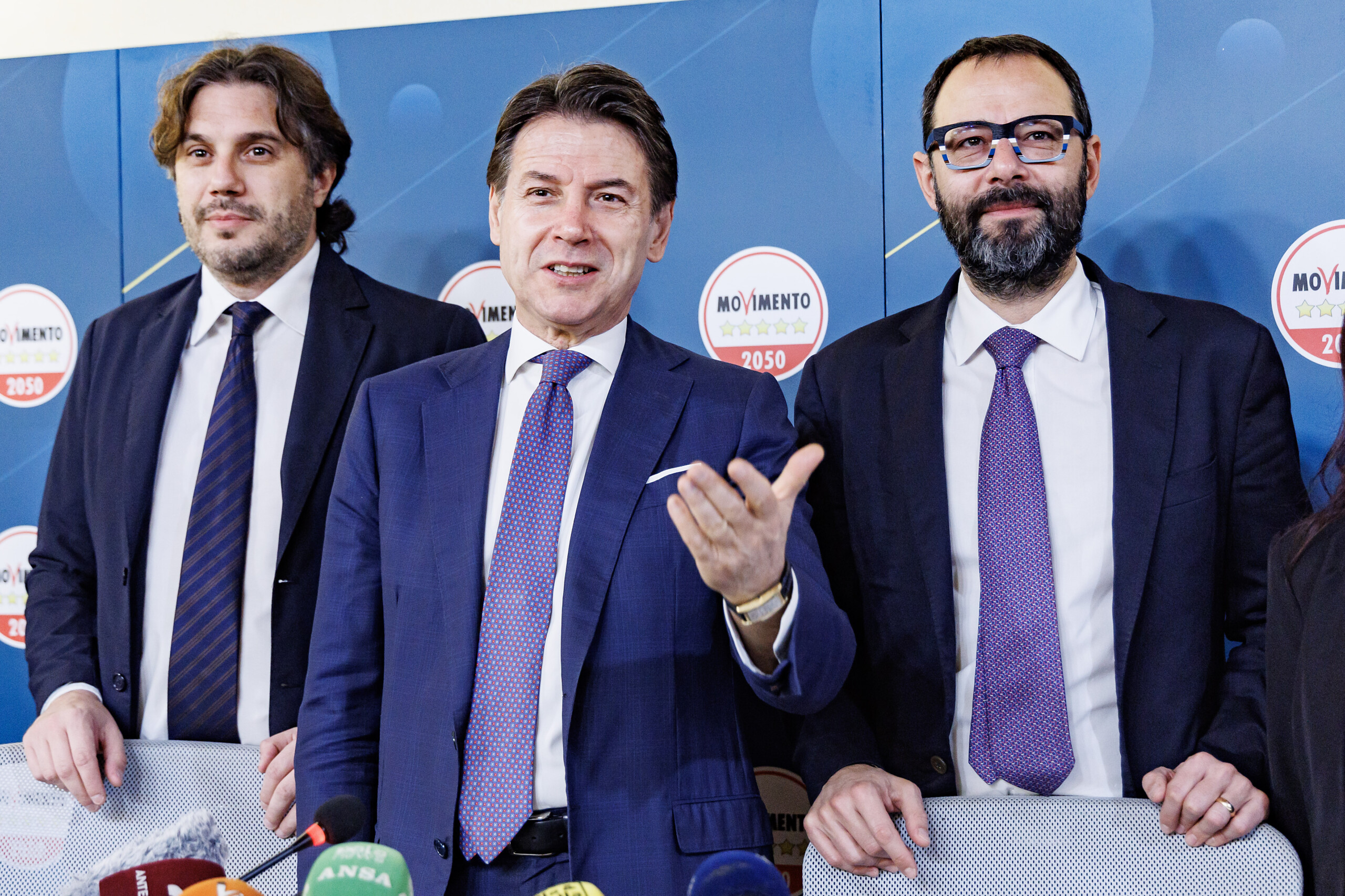 Center-left, Patuanelli (M5S): "We are in the crosshairs of the warmongers"