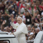 Church: Pope Leo XIV in St. Peter's Square for Pentecost Mass