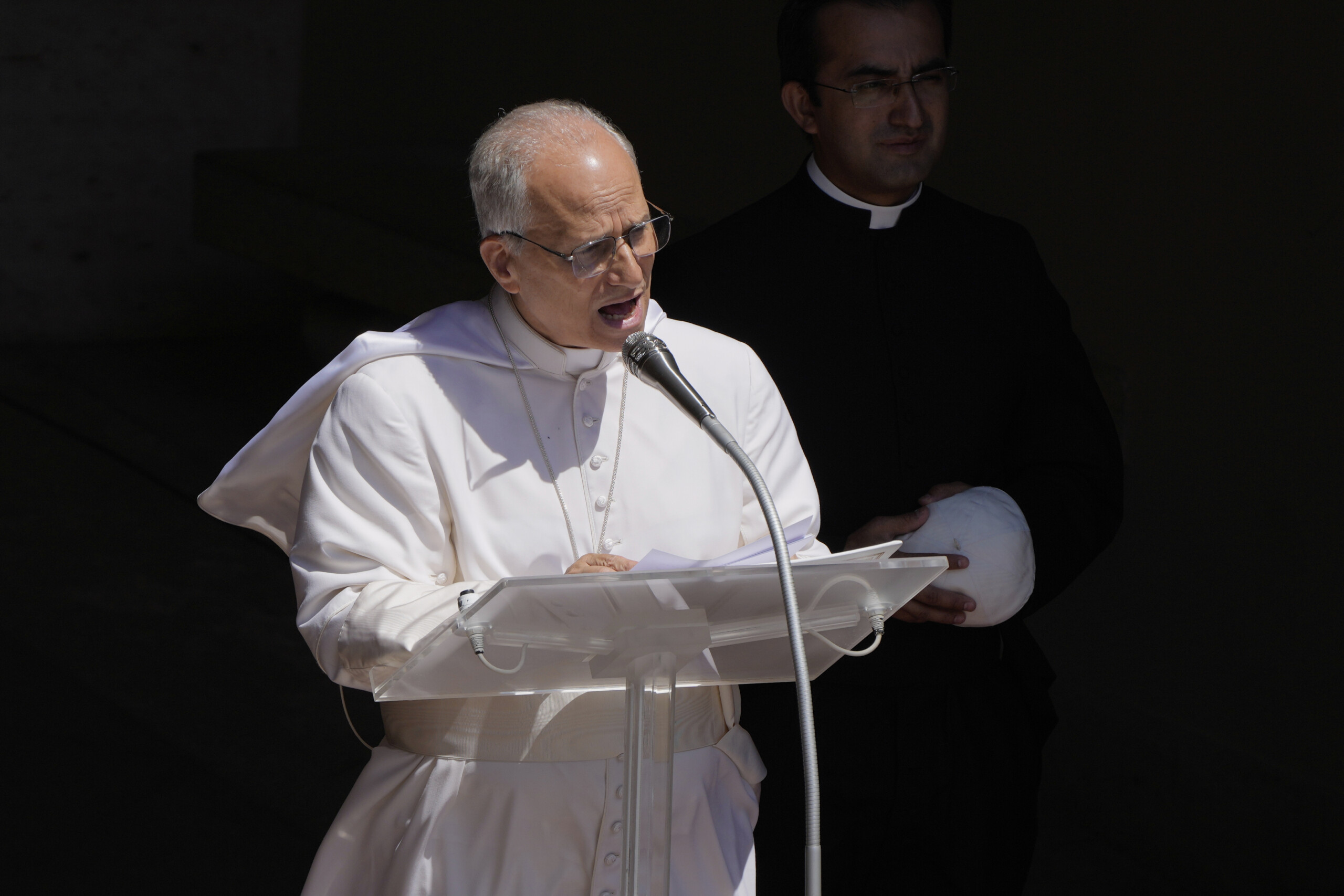 Church, Pope: “You cannot pray to God as ‘Father’ and then be harsh and insensitive toward others”
