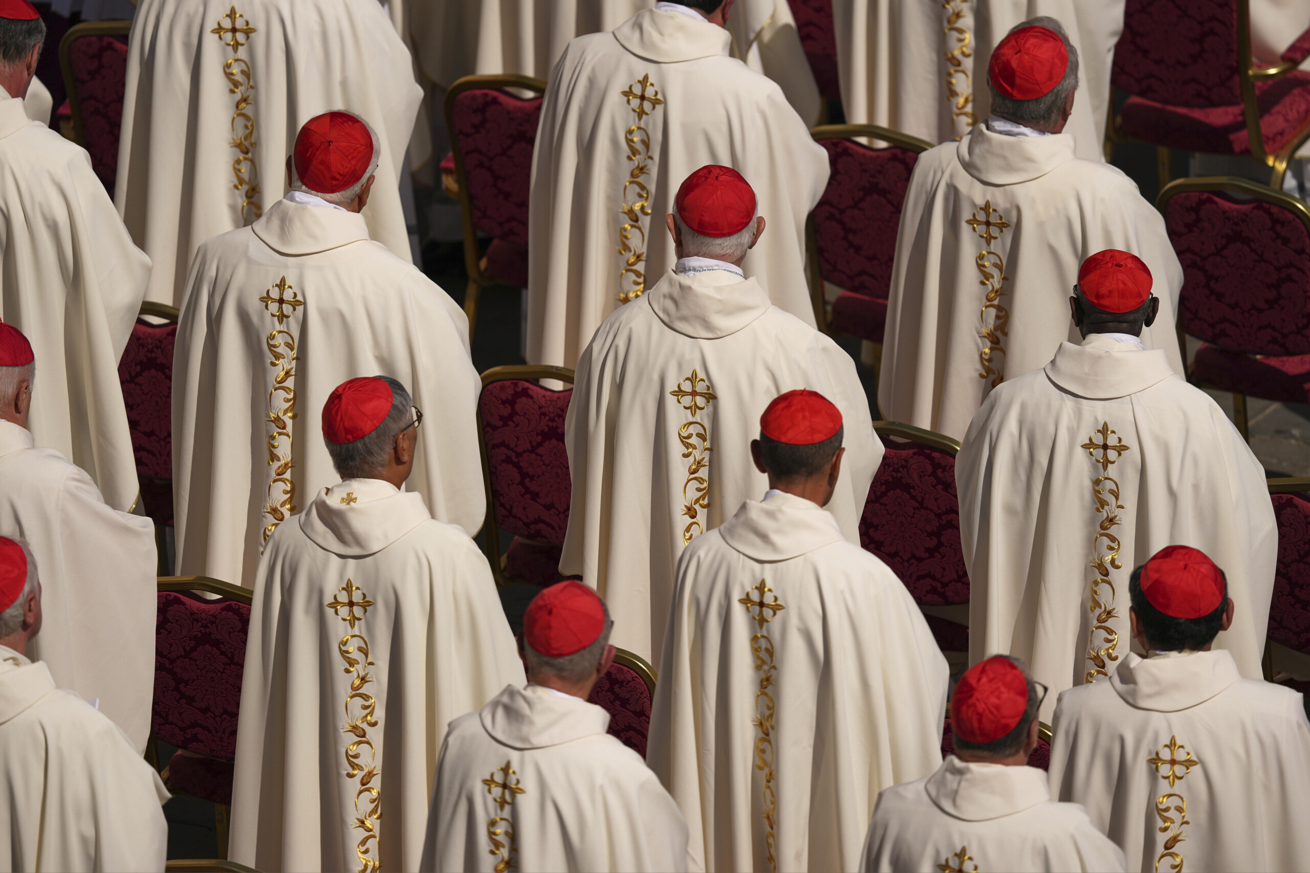 Conclave, Bruni: “Double Congregation of Cardinals on Monday”