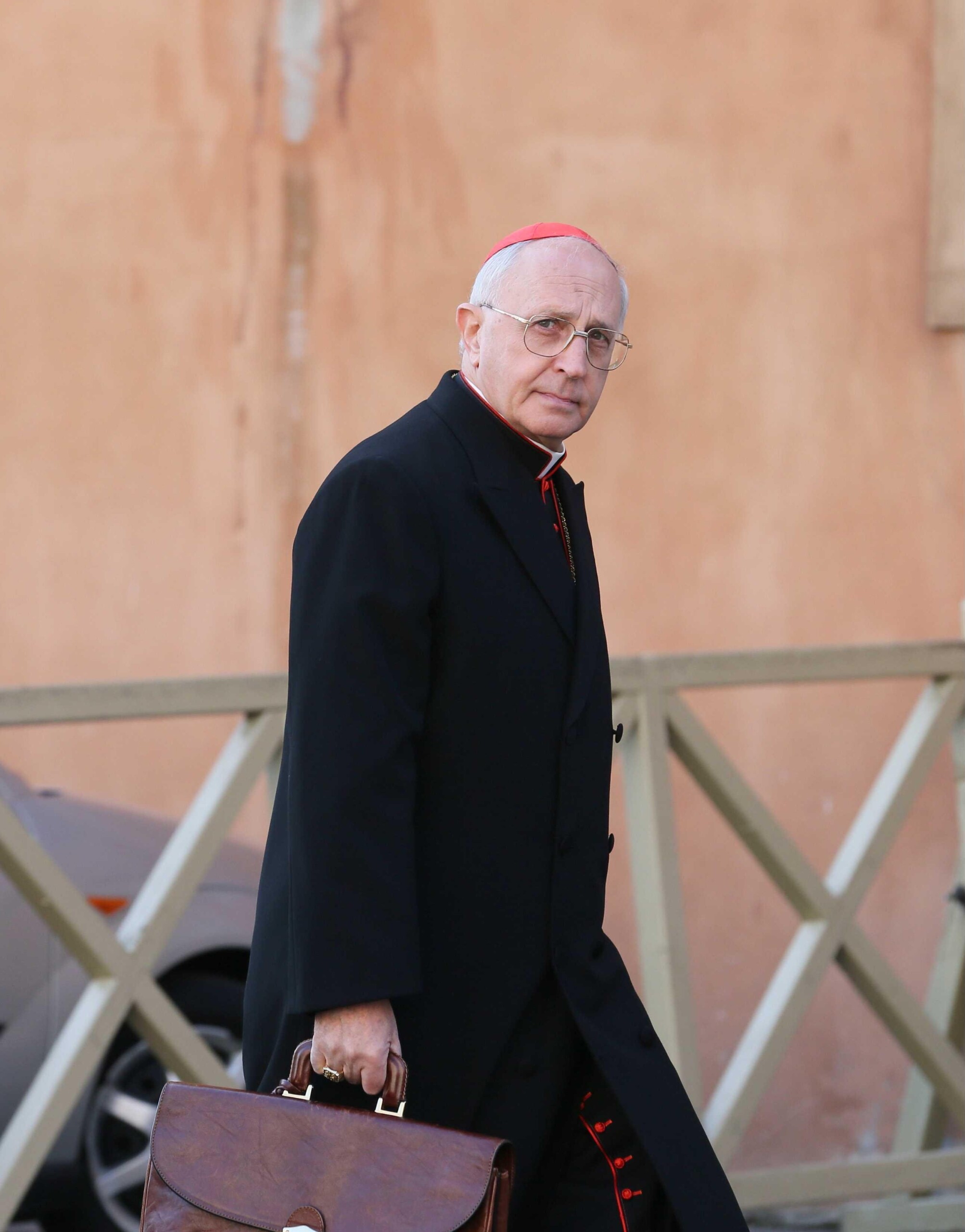 Conclave, Card. Filoni: "A college must support the Pope, he can't do everything alone"