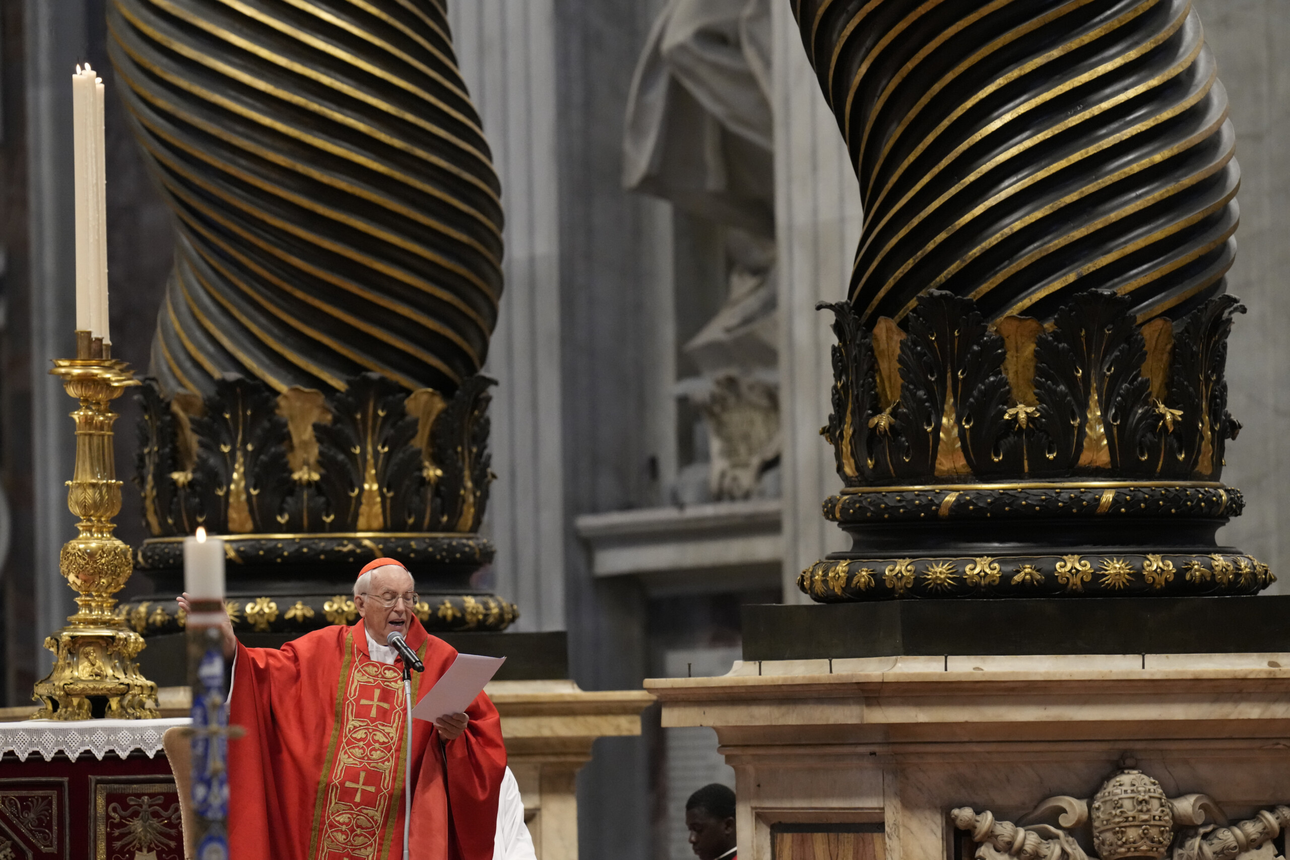 Conclave, Cardinal Re: “I hope for white smoke this evening”