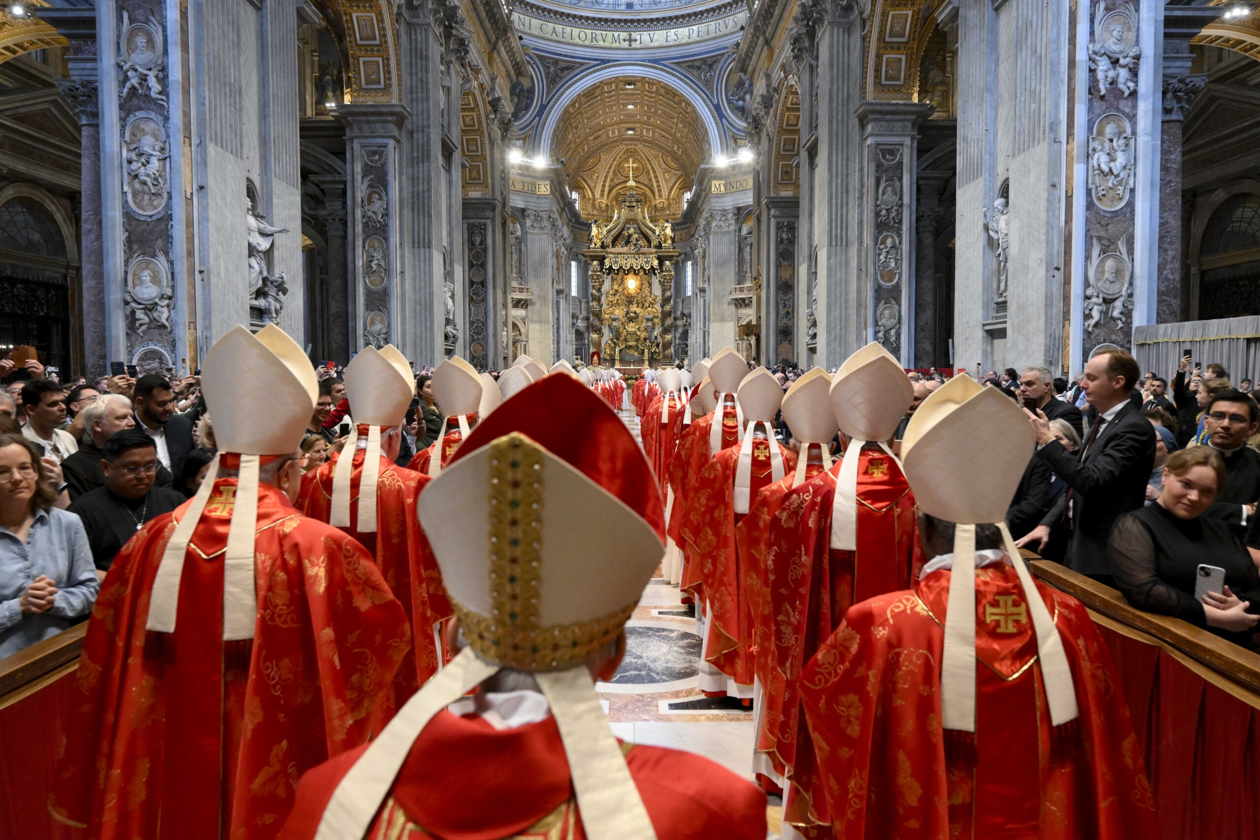 Conclave: Cardinals enter the Sistine Chapel