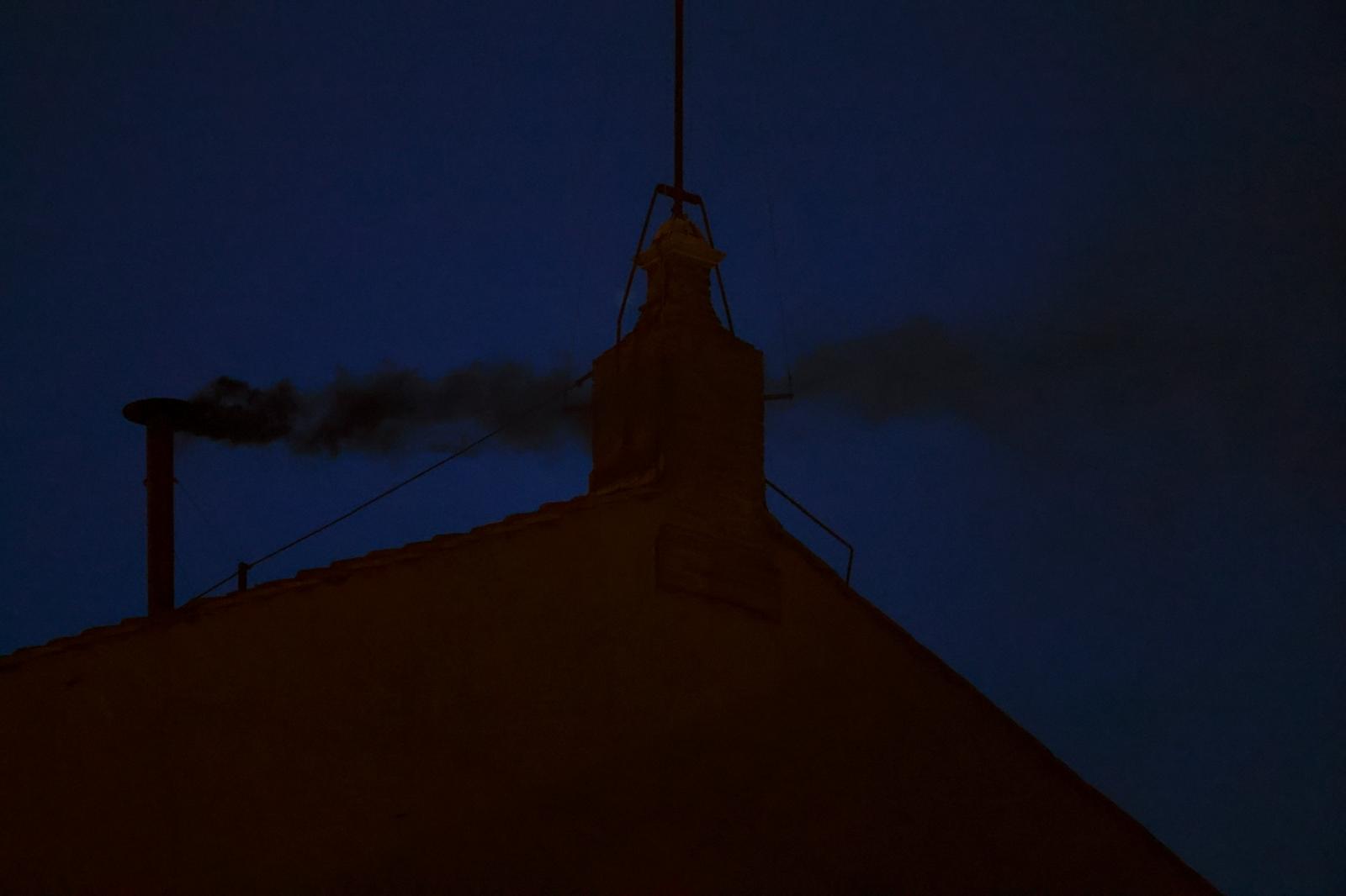 Conclave, the first smoke is black Conclave, the first smoke is black