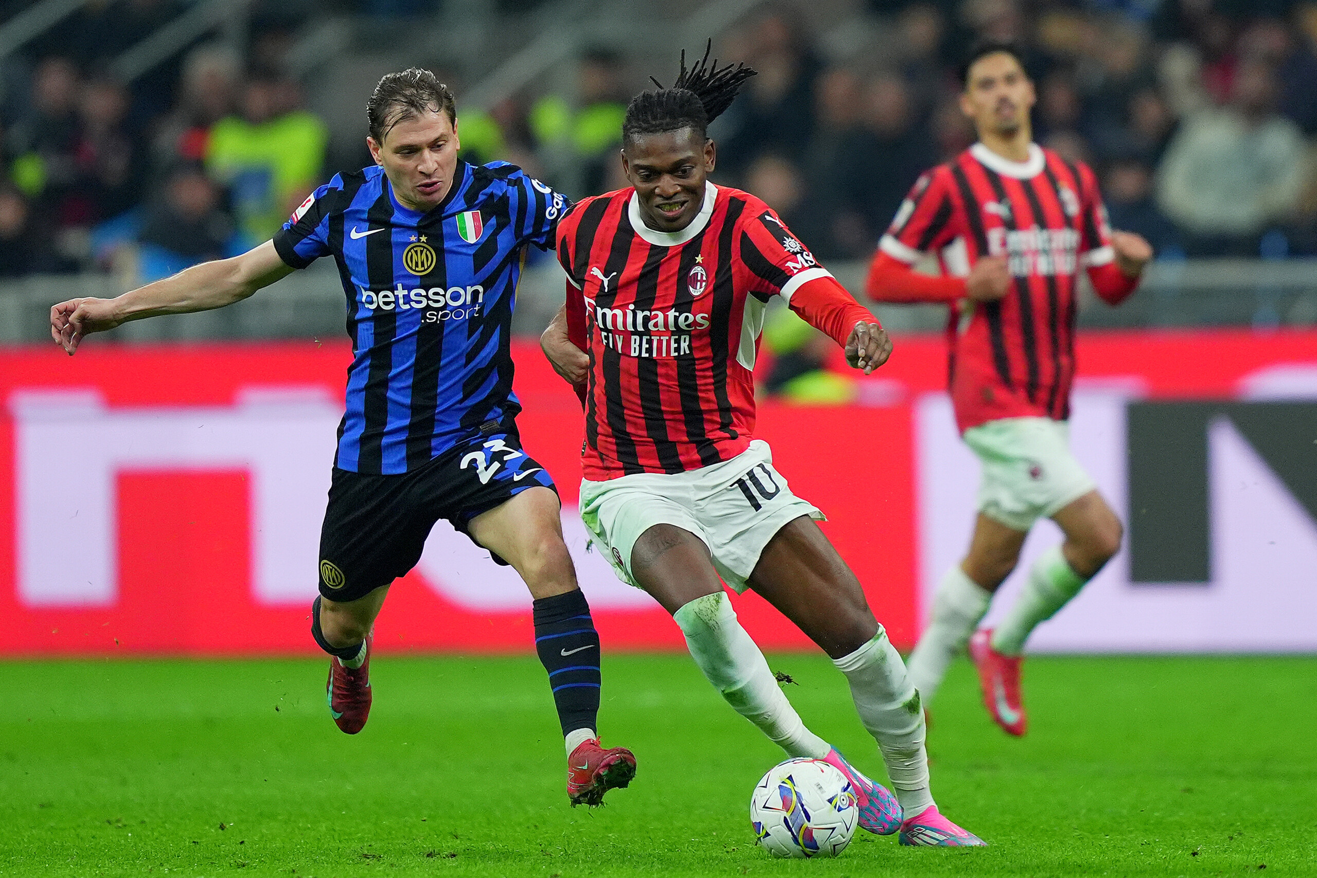 Coppa Italia: AC Milan 1-1 Inter in the semi-final first leg