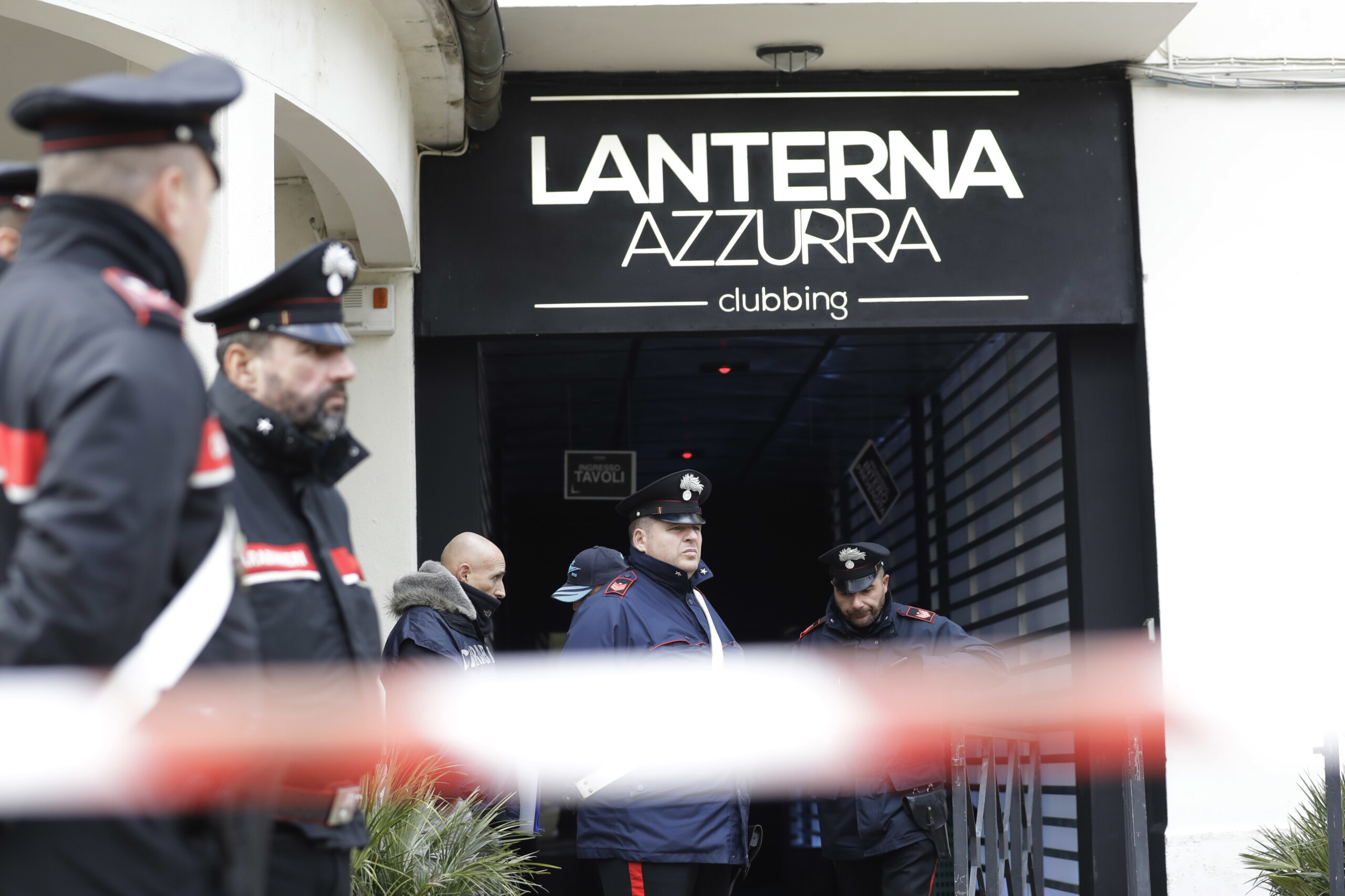 Corinaldo massacre: convicted man leaves prison to graduate and disappears