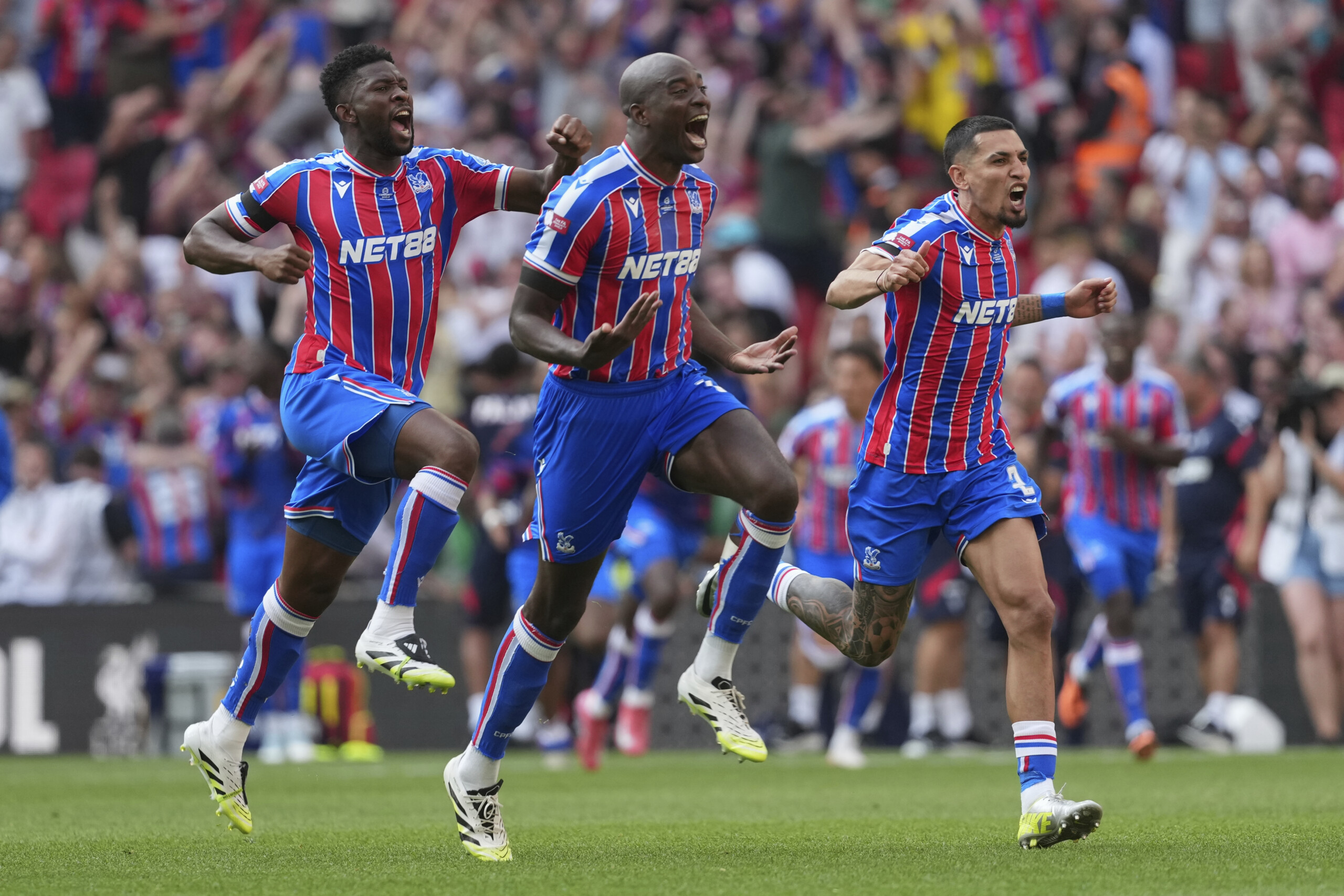 Crystal Palace beats Liverpool on penalties to win the Community Shield Crystal Palace beats Liverpool on penalties to win the Community Shield