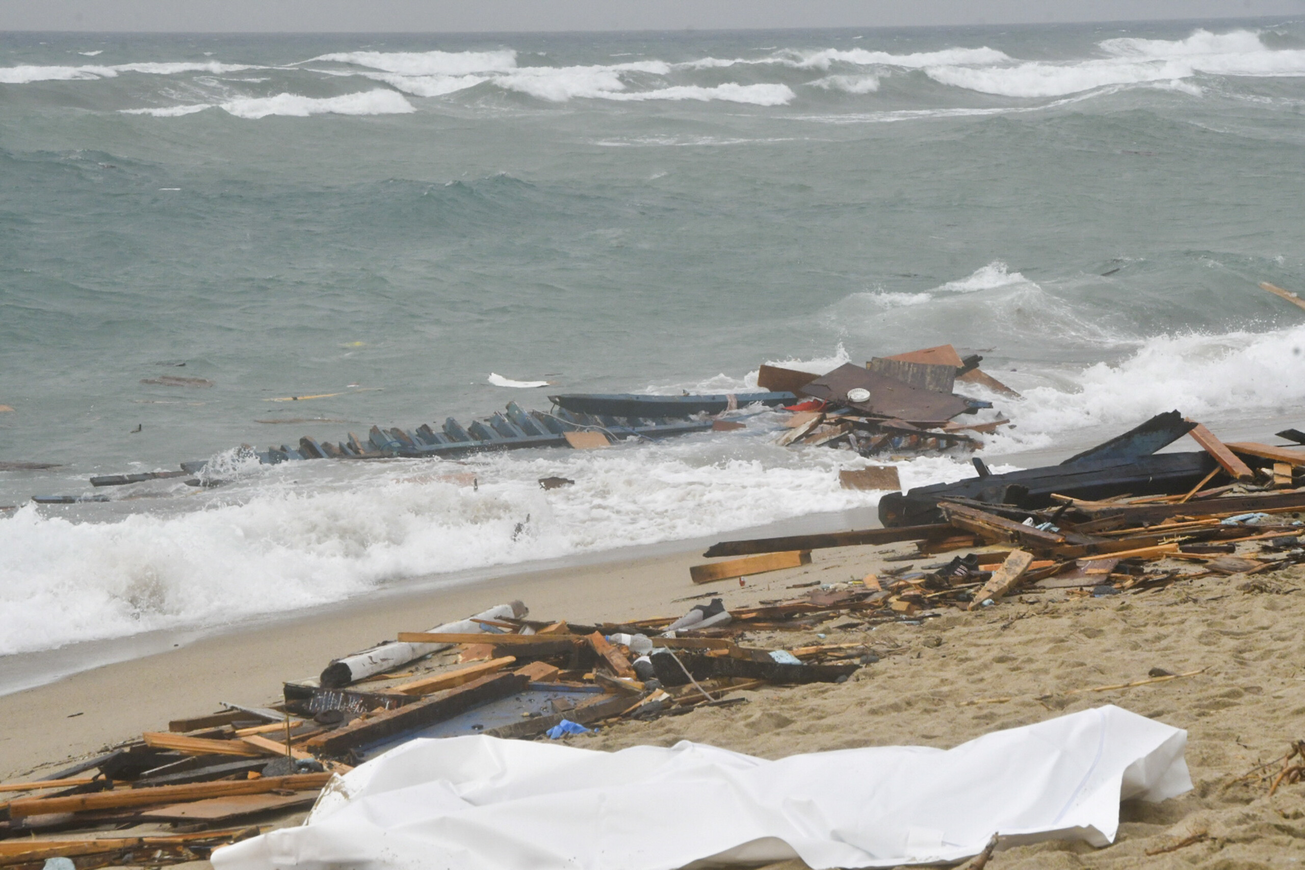Cutro shipwreck, Supreme Court upholds 20-year sentence for one of the smugglers Cutro shipwreck, Supreme Court upholds 20-year sentence for one of the smugglers
