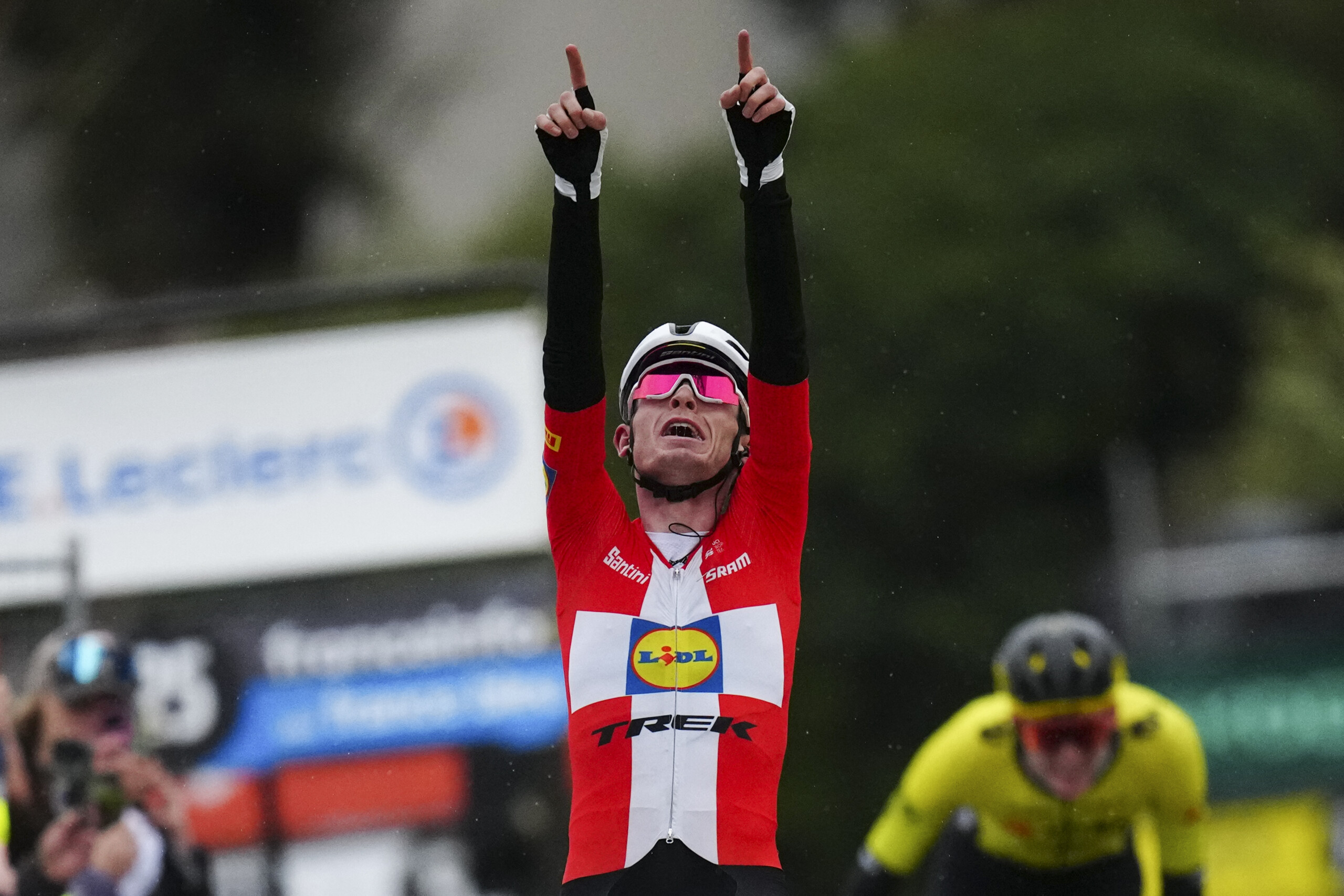 Cycling: Amstel Gold Race, Skjelmose wins in sprint over Pogacar and Evenepoel