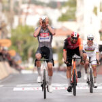 Cycling, Milan-San Remo: Van der Poel wins, Ganna second and Pogacar third
