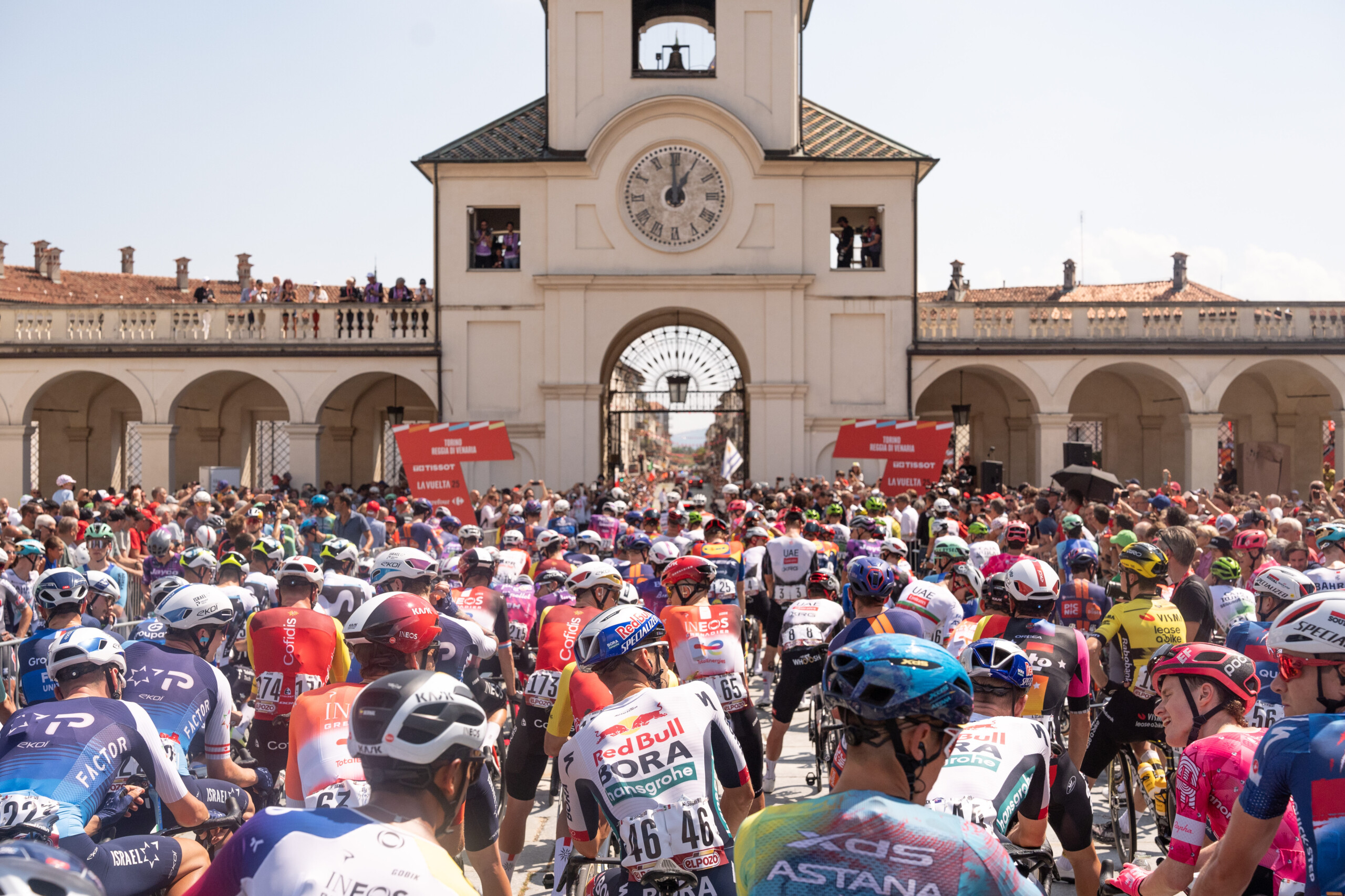 Cycling, Vuelta: Philipsen wins the first stage in Novara Cycling, Vuelta: Philipsen wins the first stage in Novara