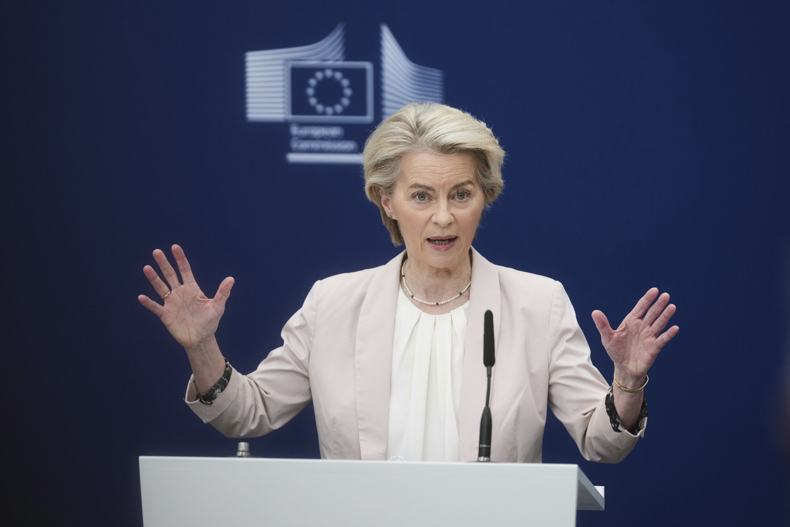 Defense, von der Leyen: "We are living in an era of crisis, EU ready to increase military spending"
