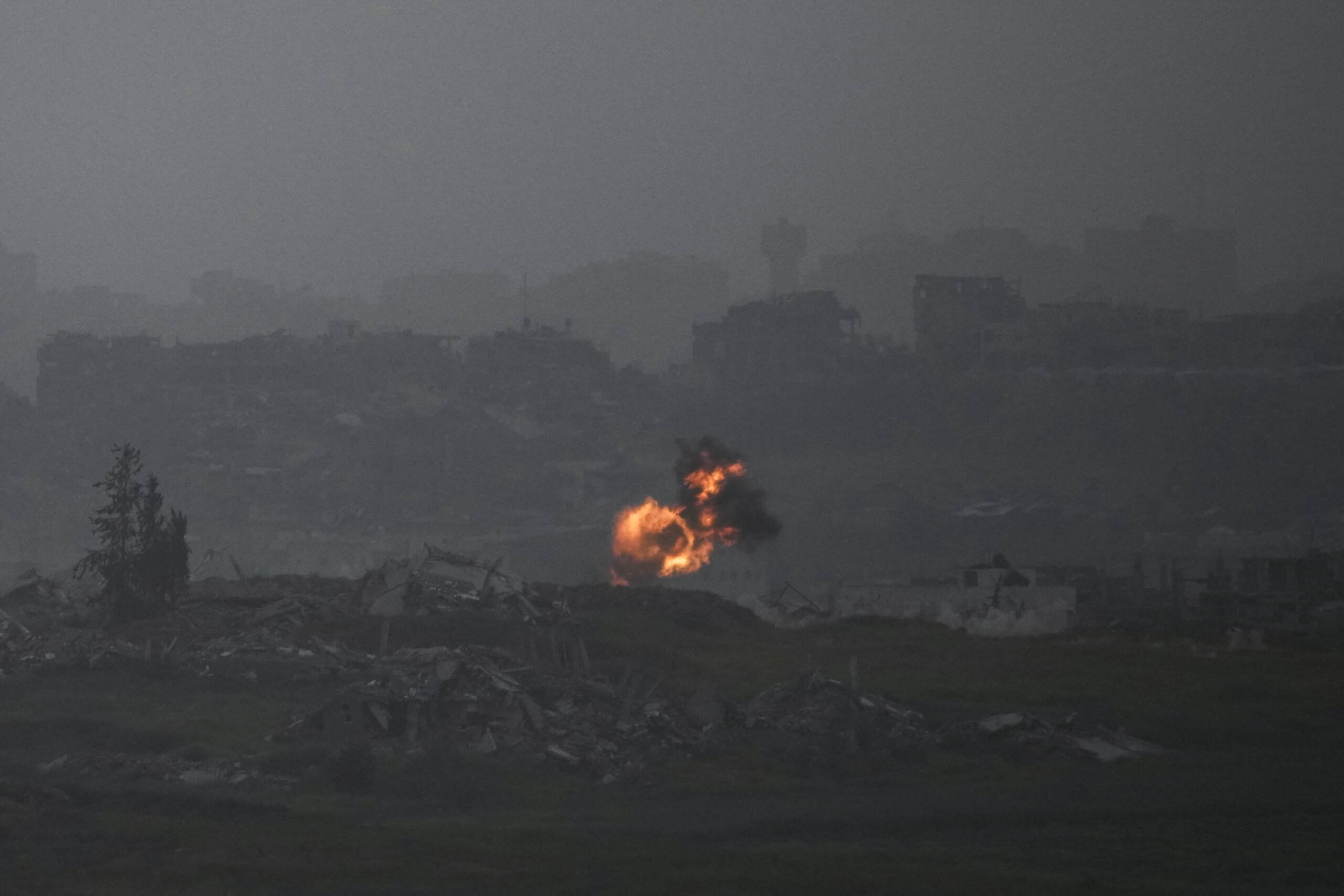 Dozens killed in Israeli attacks in Gaza Dozens killed in Israeli attacks in Gaza