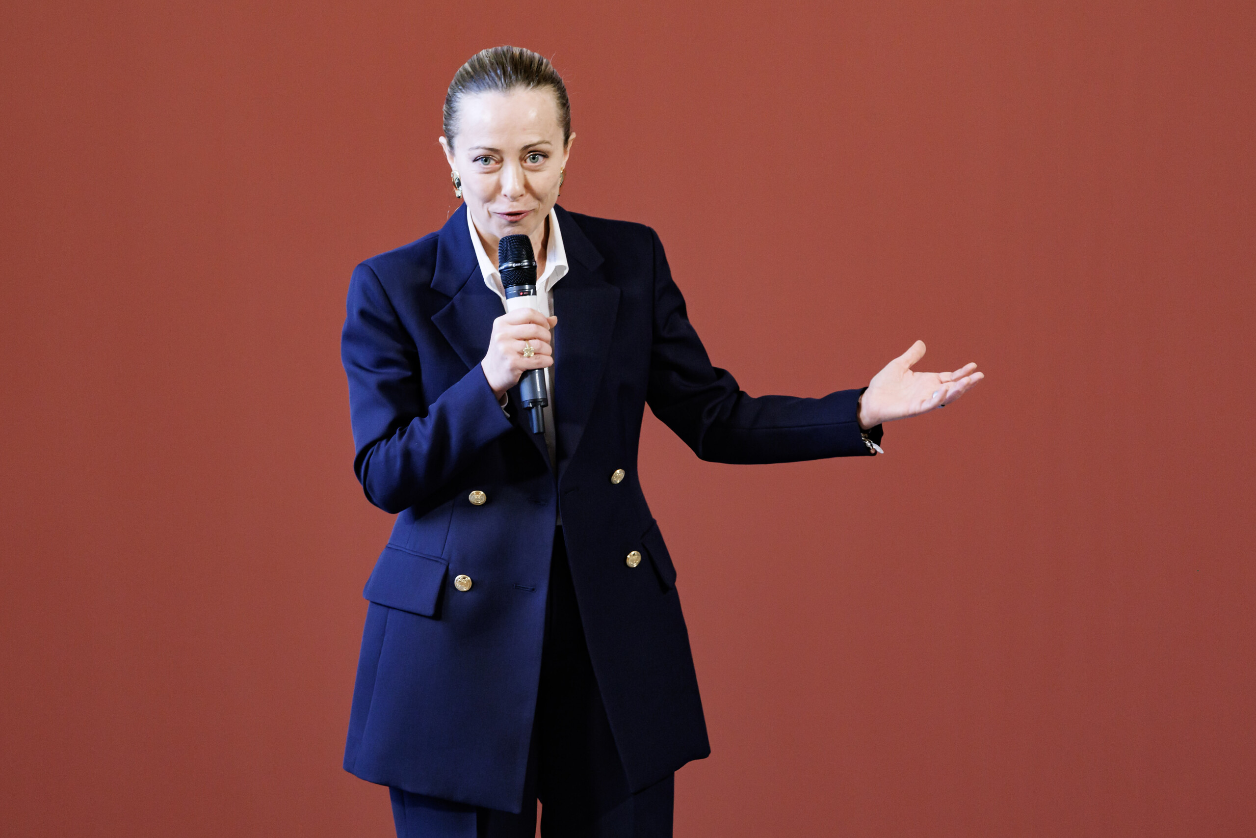 Duties, Meloni: ‘A complex phase in rapid evolution, lucidity and pragmatism are needed’