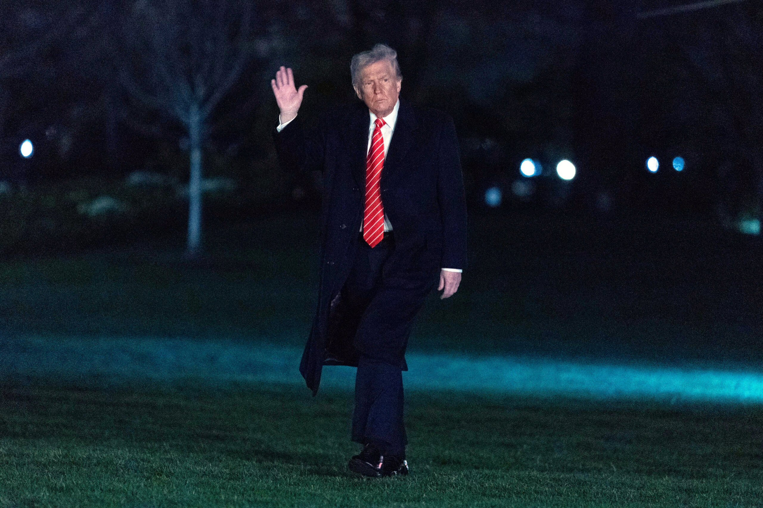 Duties, Trump: ‘25% to those who buy oil from Venezuela’