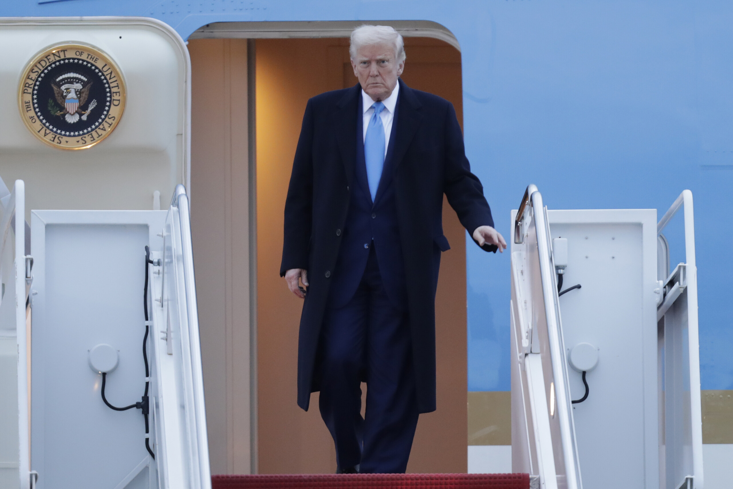 Duties, Trump: 'China great abuser, its markets are collapsing'