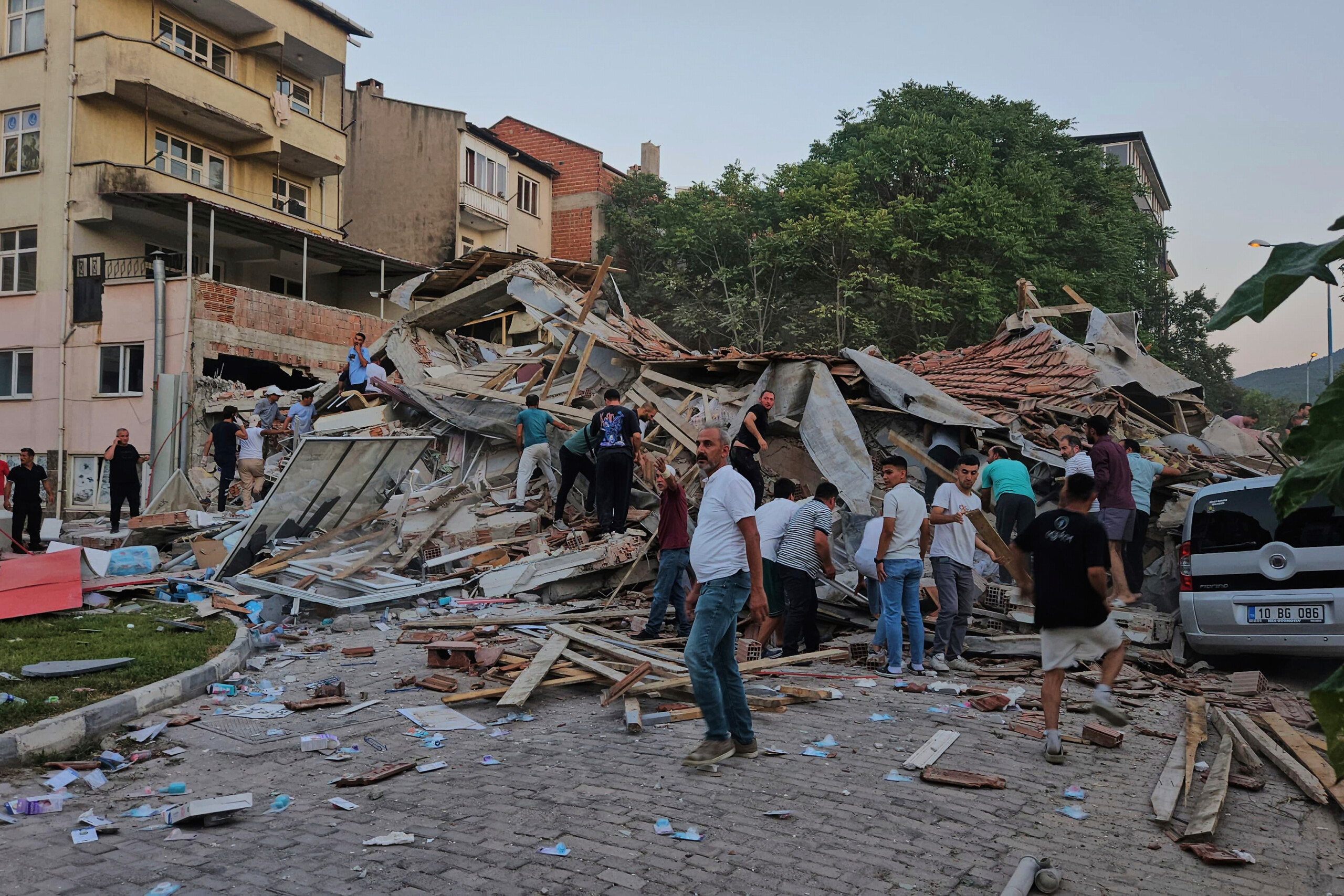 Earthquake in Turkey: One dead and 29 injured after 6.1 magnitude quake