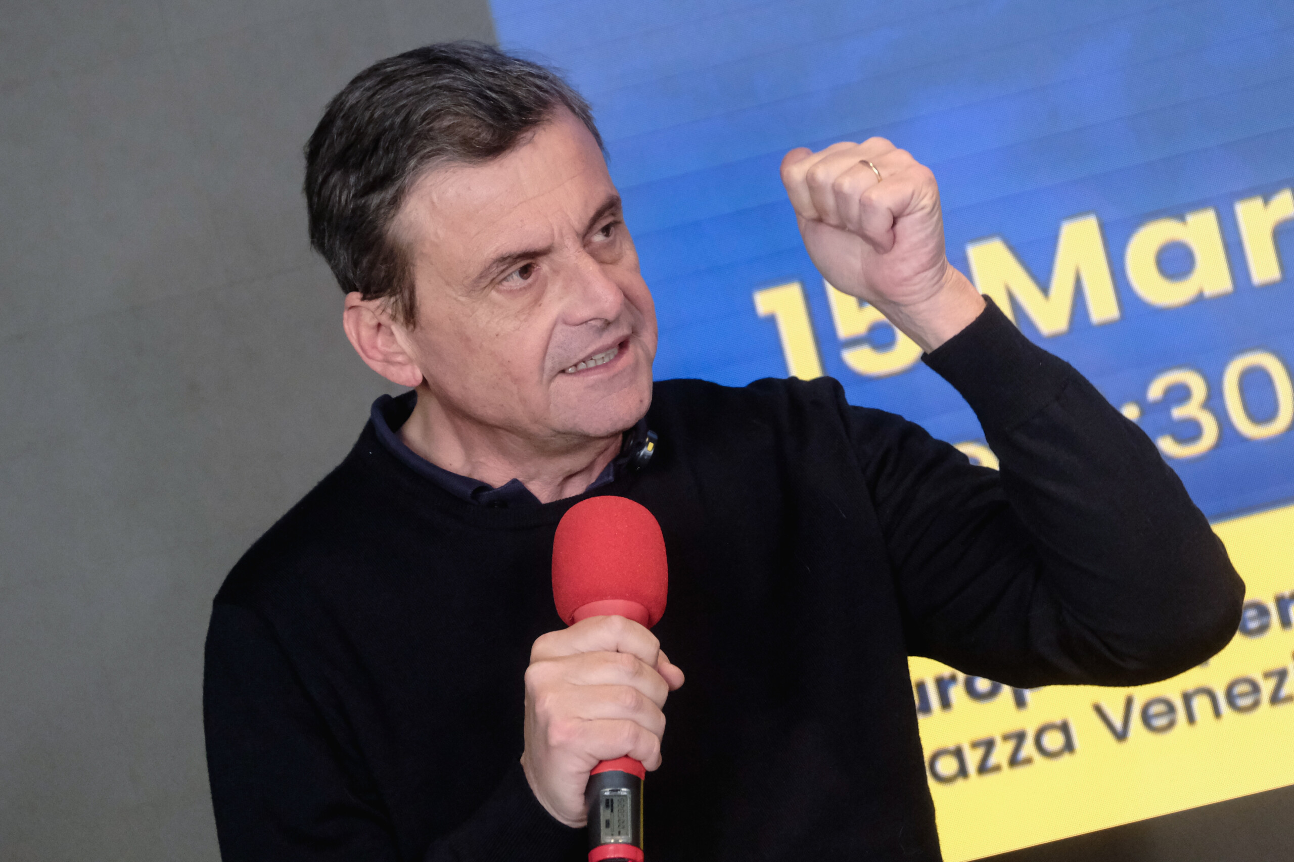 EU, Calenda: "A square with a common desire for the United States of Europe"