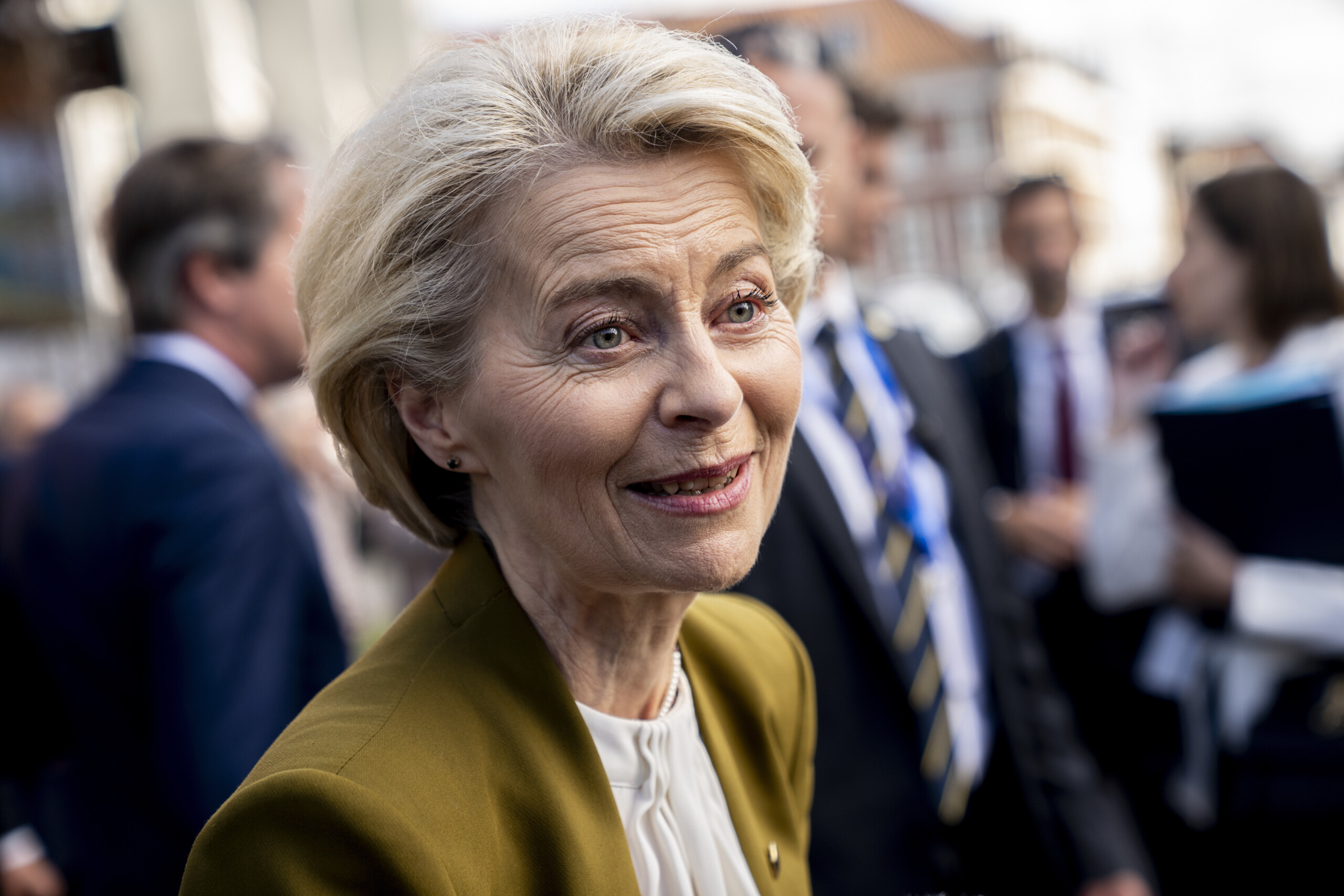 EU-China, von der Leyen: ‘Ready to write a new chapter in relations’