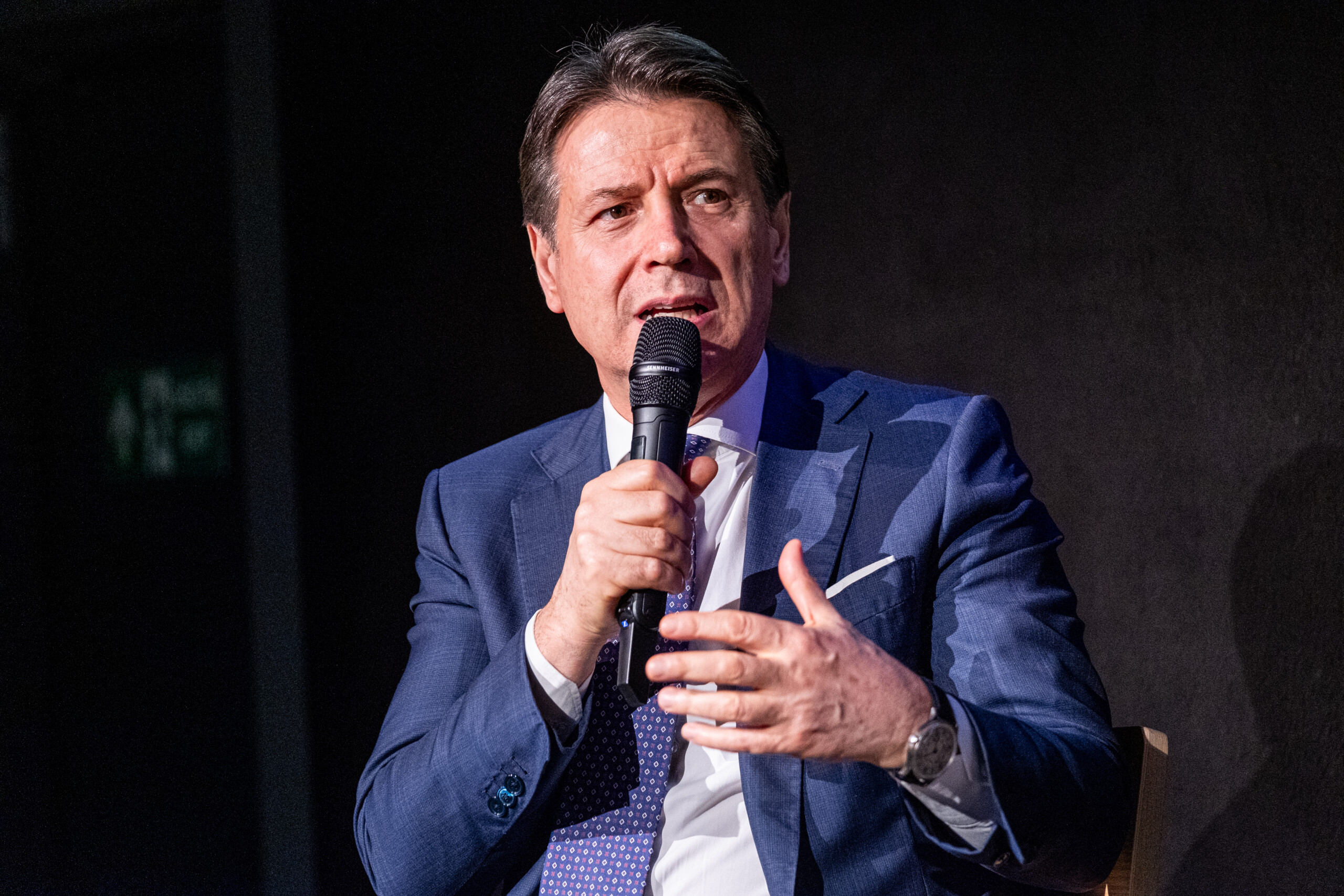 EU, Conte: ‘Meloni has been filling our ears with talk for two and a half years’