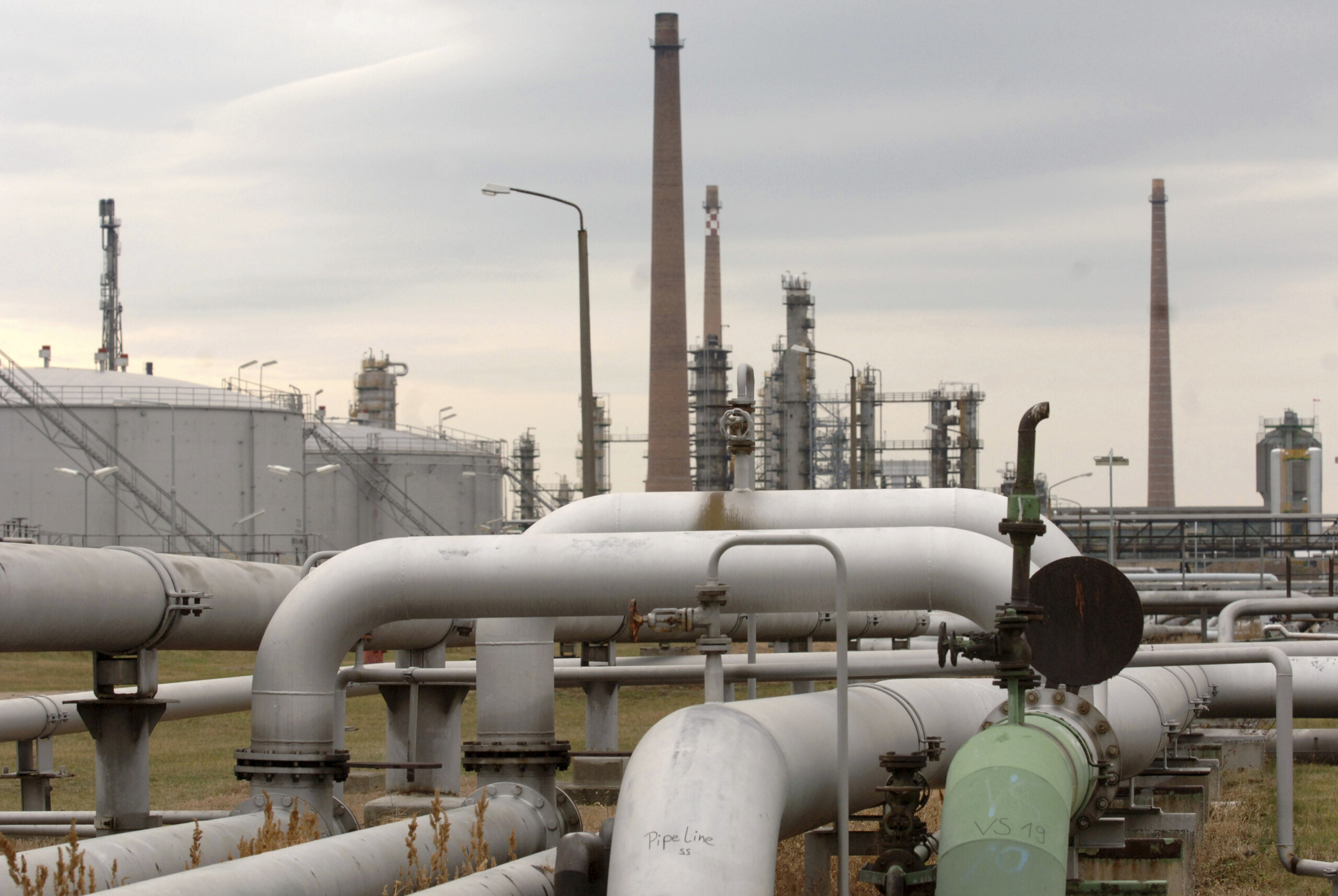 EU: ‘Goodbye to Russian gas and oil imports by 2027’ EU: ‘Goodbye to Russian gas and oil imports by 2027’