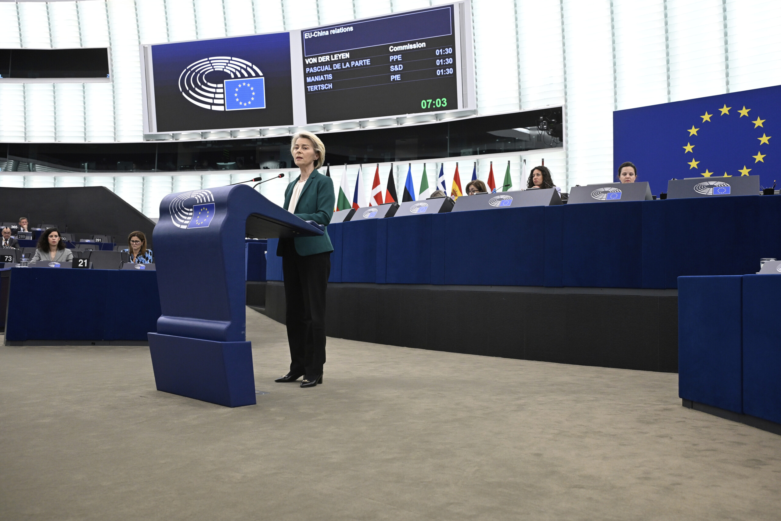 EU: motion of no confidence against von der Leyen rejected, 175 in favour and 360 against