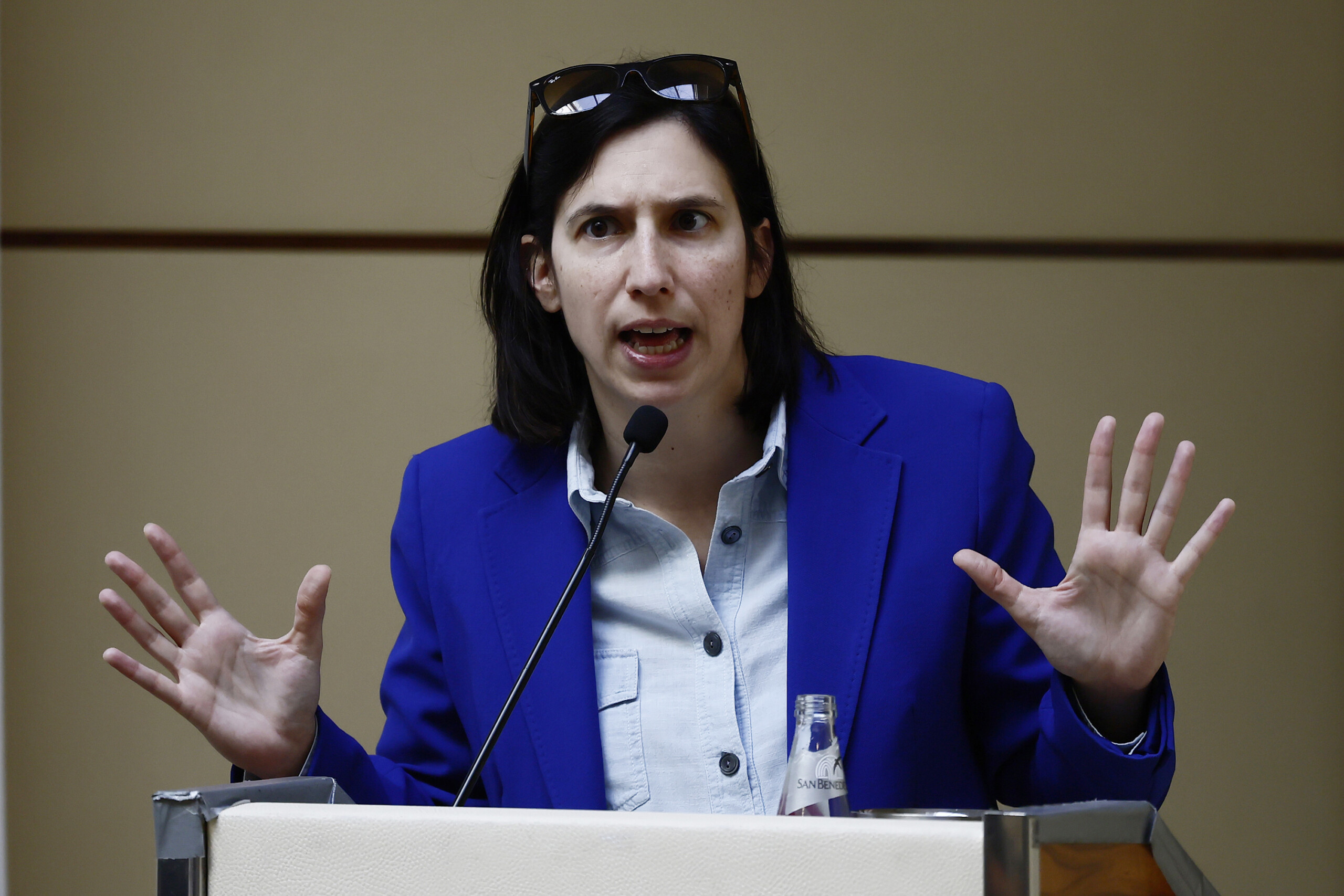 EU, Schlein: "A splendid square, here to ask for a political Europe"