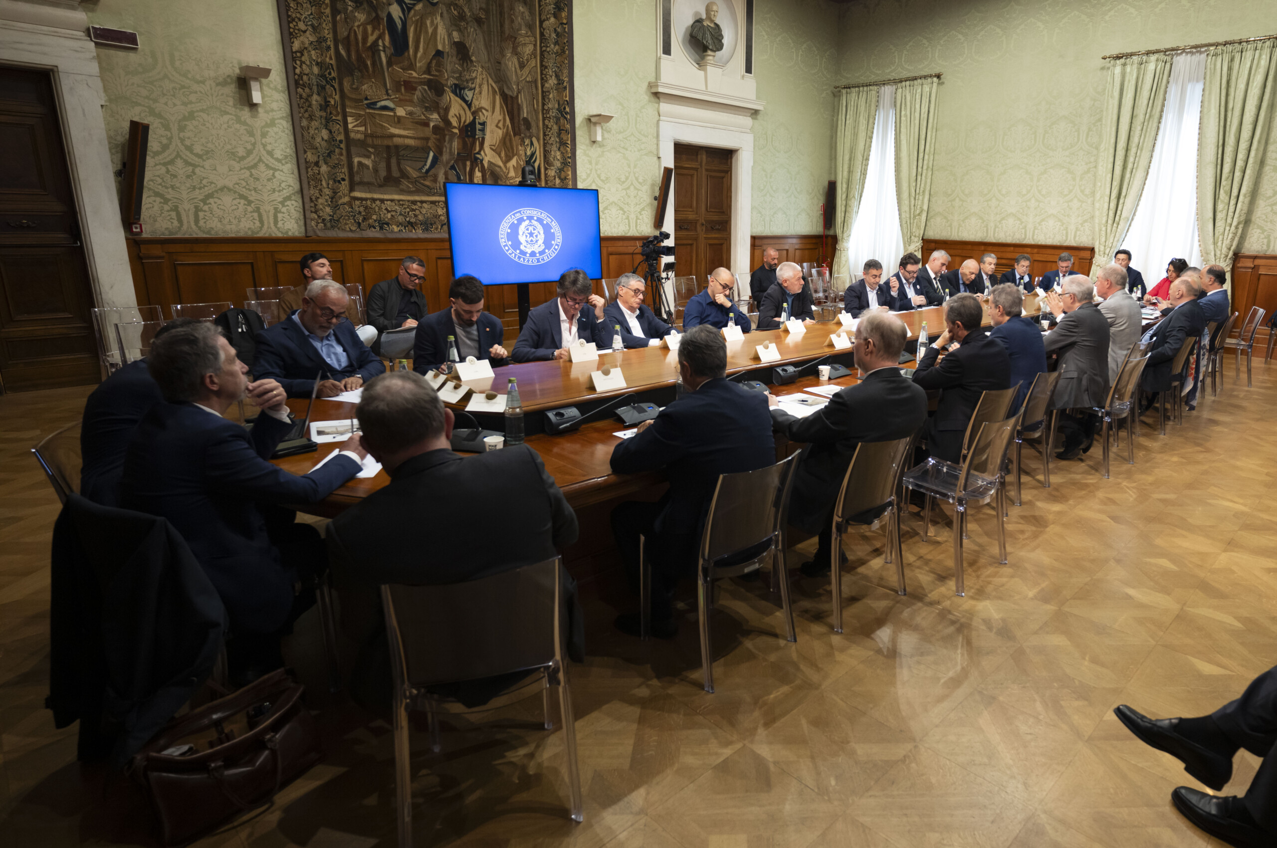 Ex Ilva, new postponement for government-union talks: delayed until 9 June