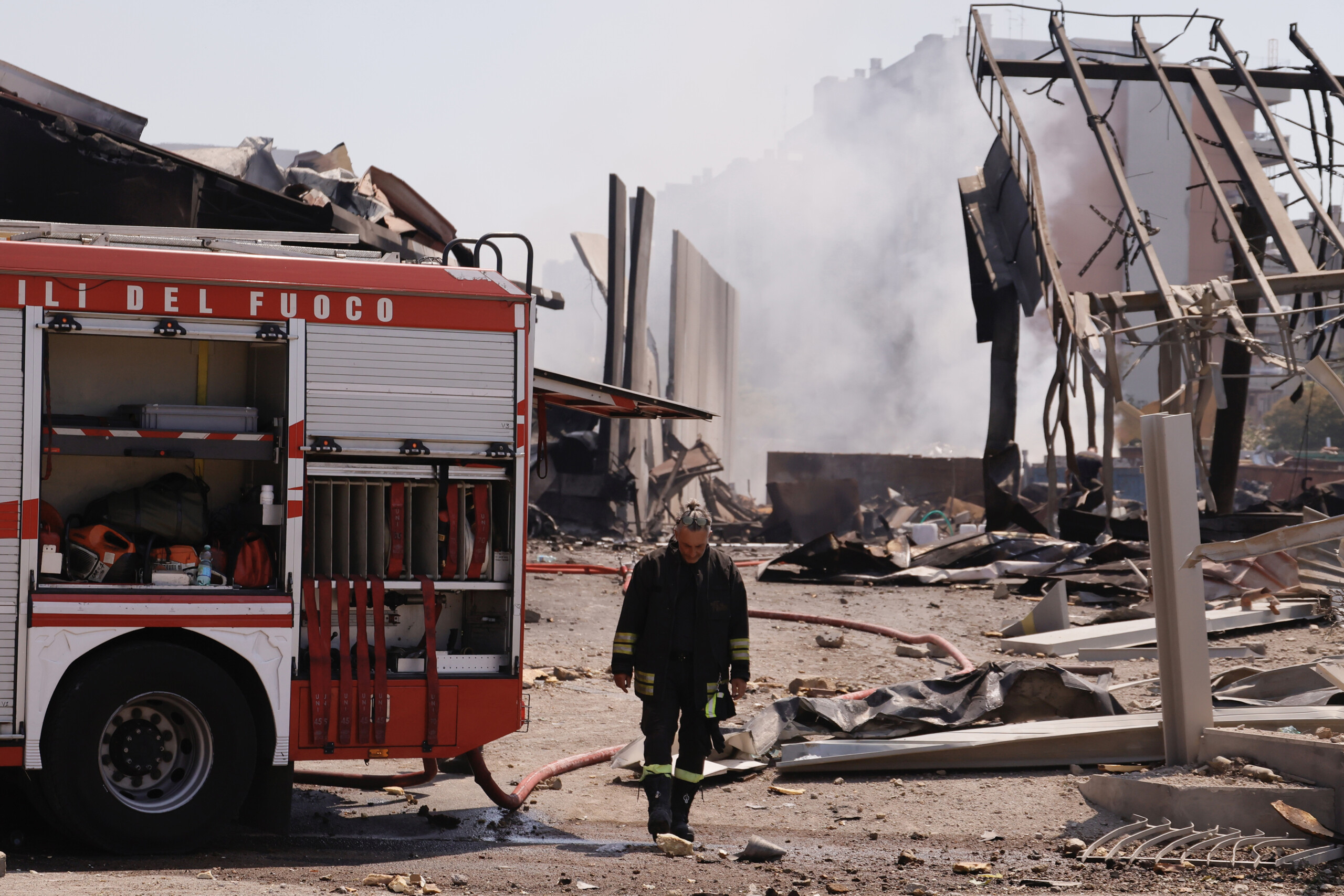 Explosion in Rome: Firefighters bring blaze under control