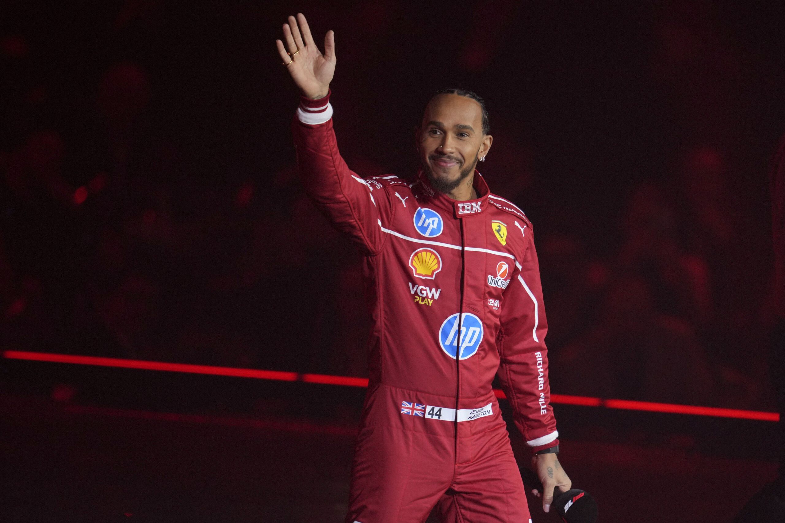 F1, Hamilton to Ferrari fans in Milan: ‘Fantastic to be here, I love you’. F1, Hamilton to Ferrari fans in Milan: ‘Fantastic to be here, I love you’.