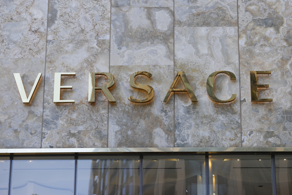 Fashion: Media Reports Prada Nearing Deal to Acquire Versace