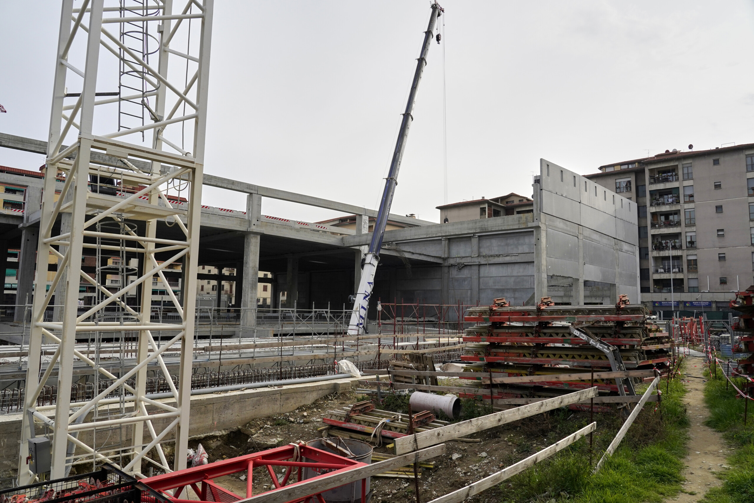 Florence, collapse of Esselunga construction site: three precautionary measures