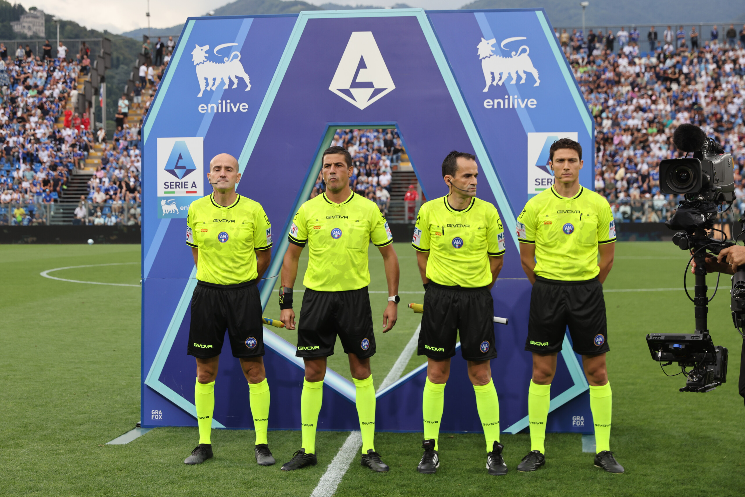 Football, Casarin: ‘Well done Manganiello after VAR review, quick and convincing explanation’